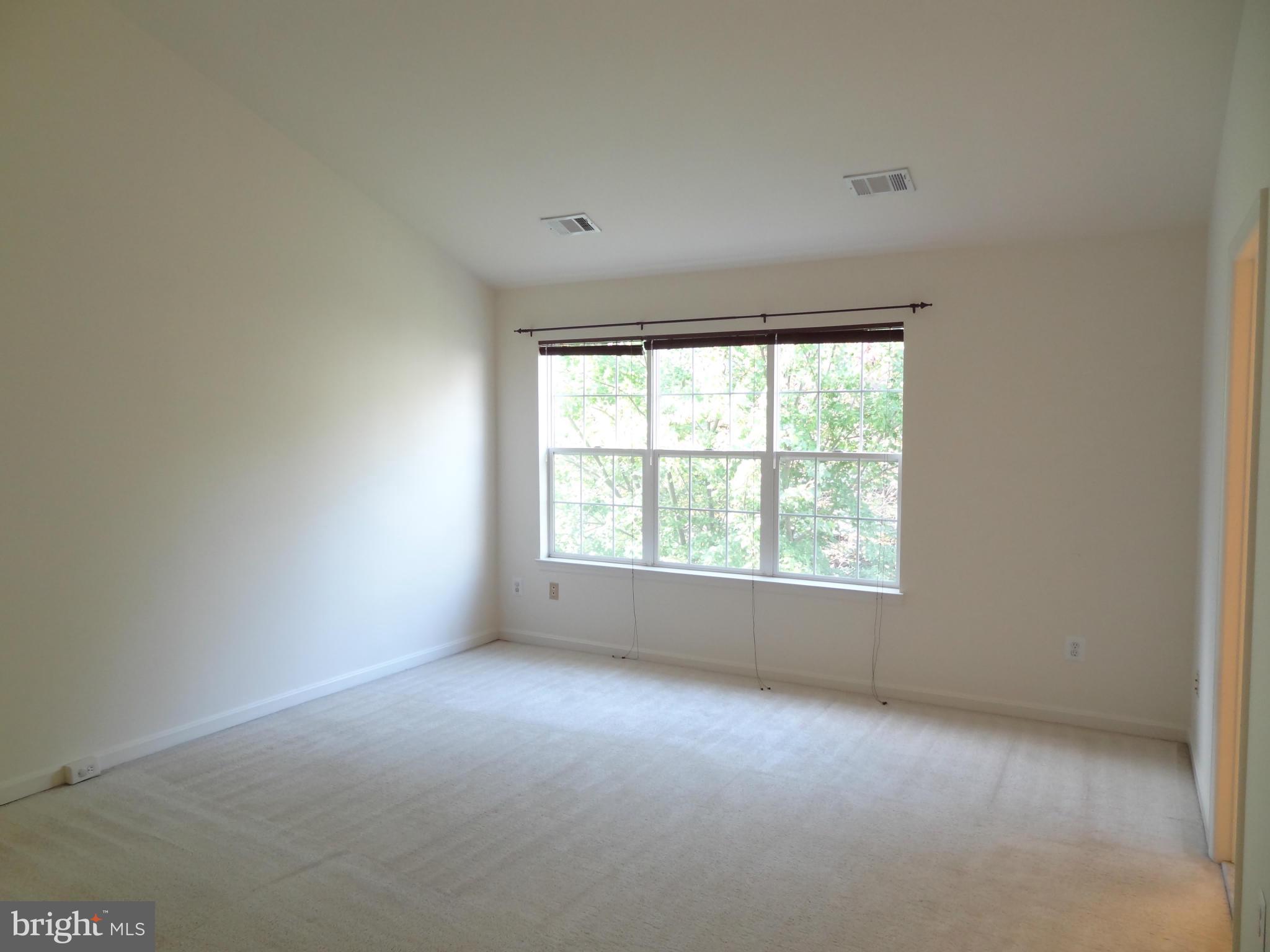 WINDSOR MEWS - Residential Lease