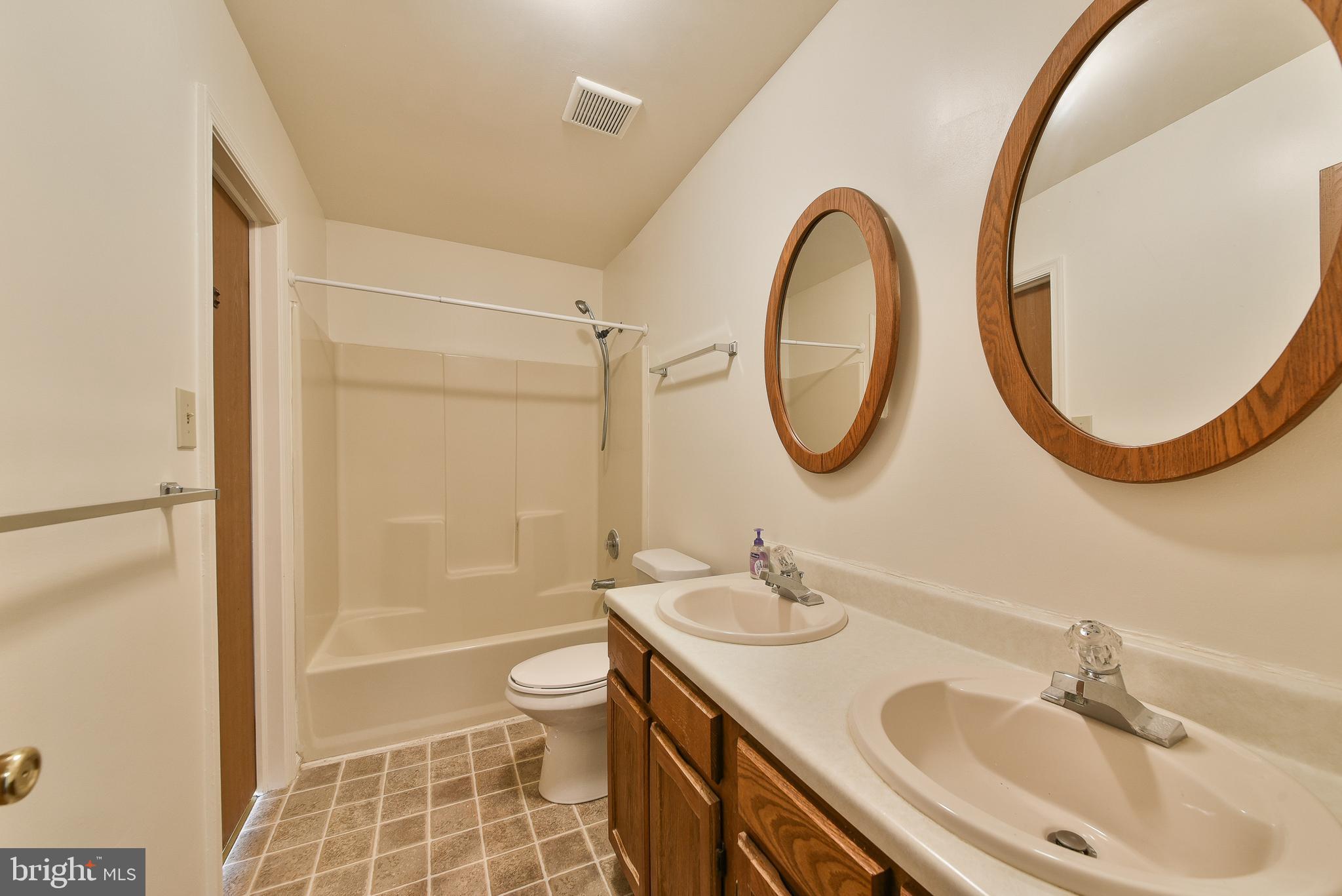 MIFORD - Residential Lease