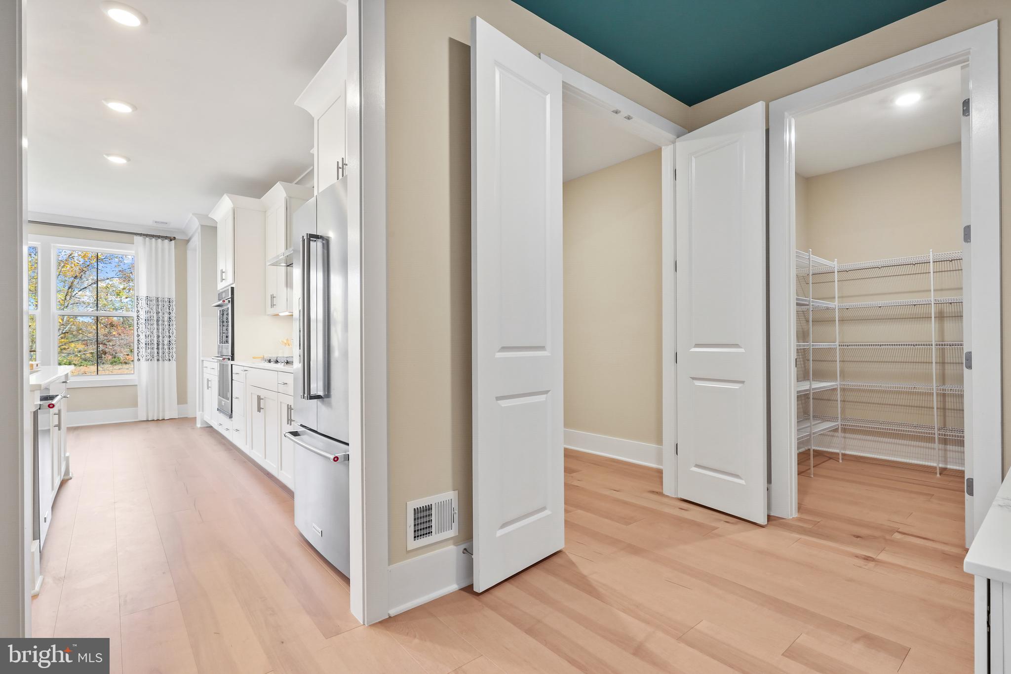 SENECA FARM - Residential