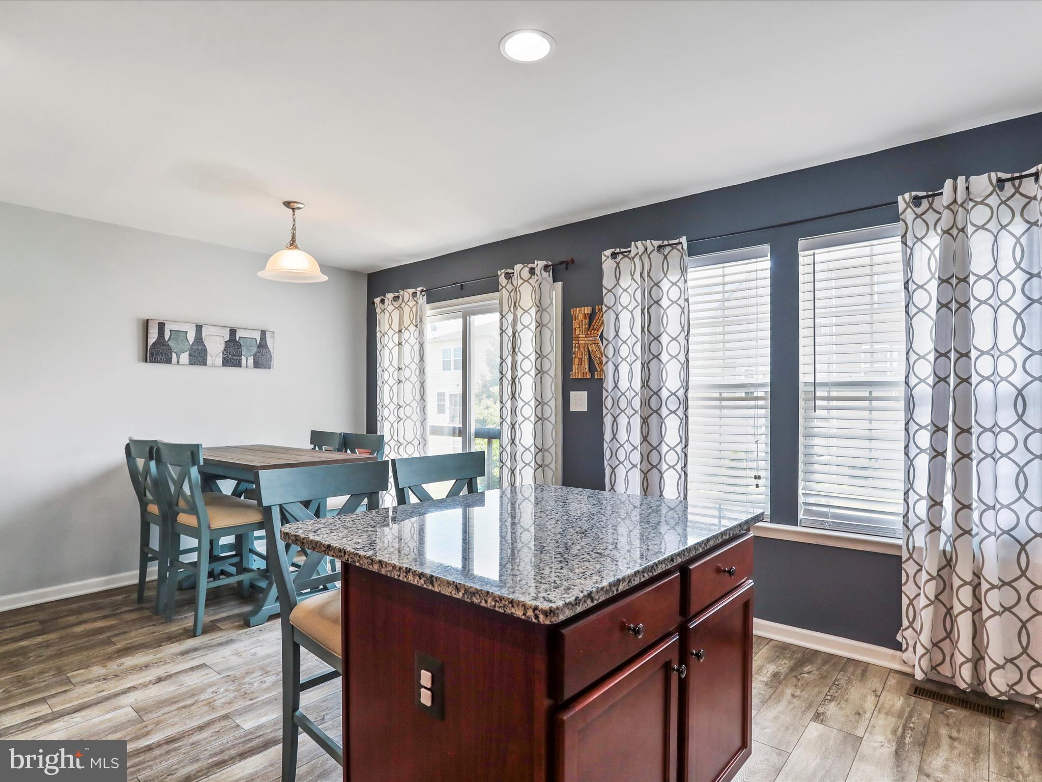 RIVERSIDE VILLAGES - Residential