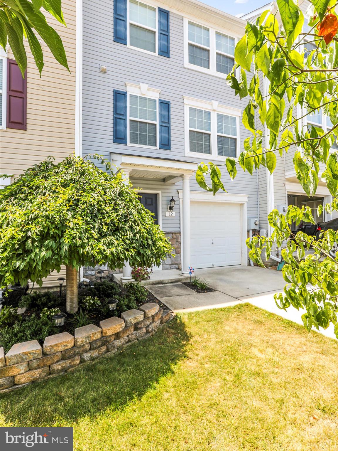 RIVERSIDE VILLAGES - Residential