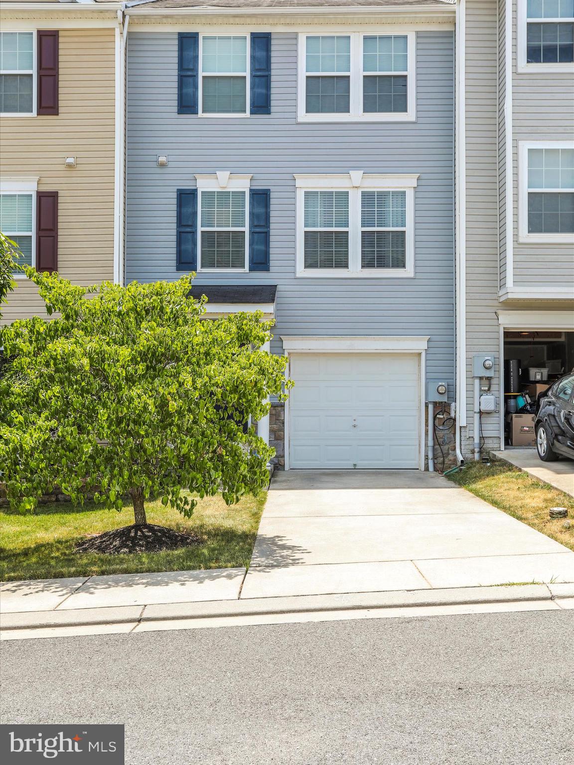 RIVERSIDE VILLAGES - Residential