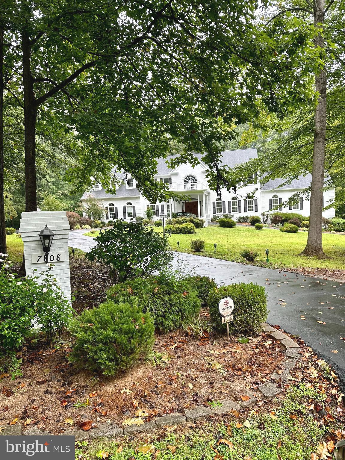 DEVEREUX STATION - Residential Lease