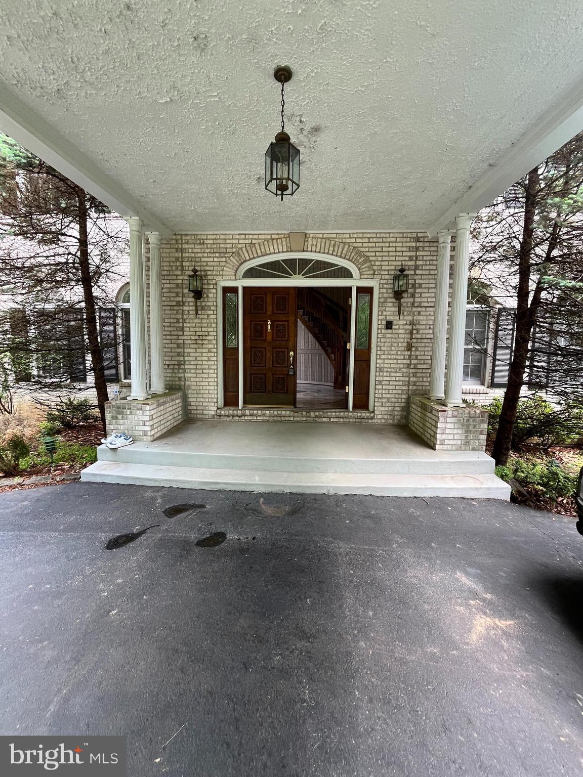 7808 HILL HOUSE COURT