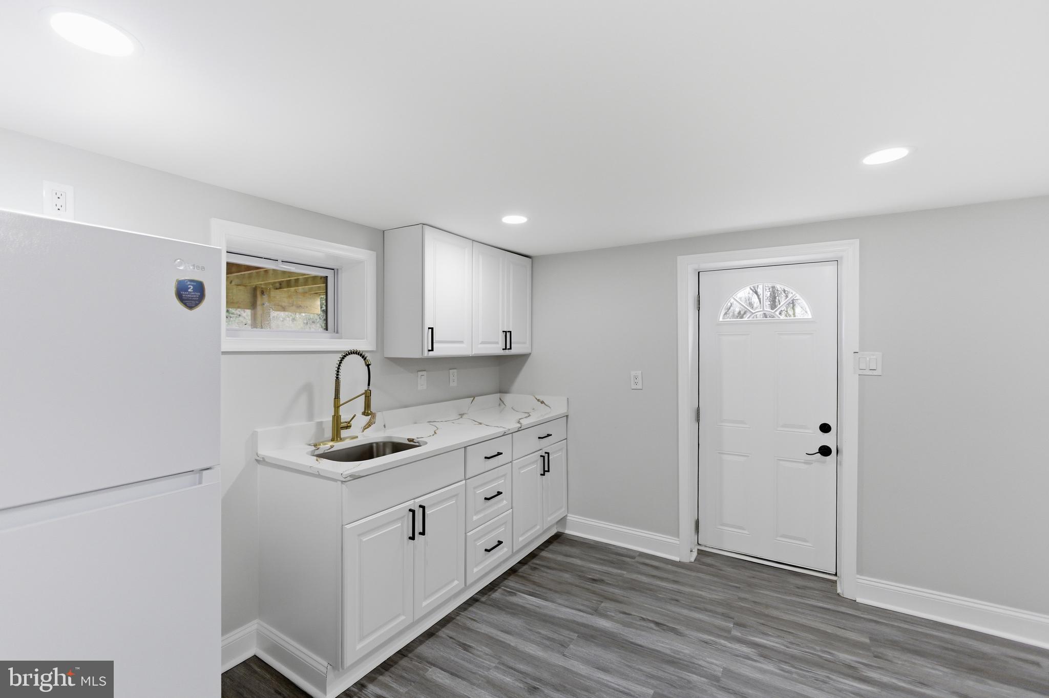 CORAL HILLS - Residential Lease