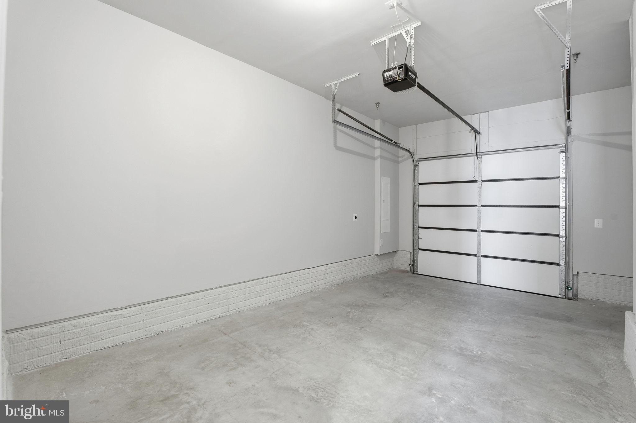 LOCKE LANDING - Residential Lease