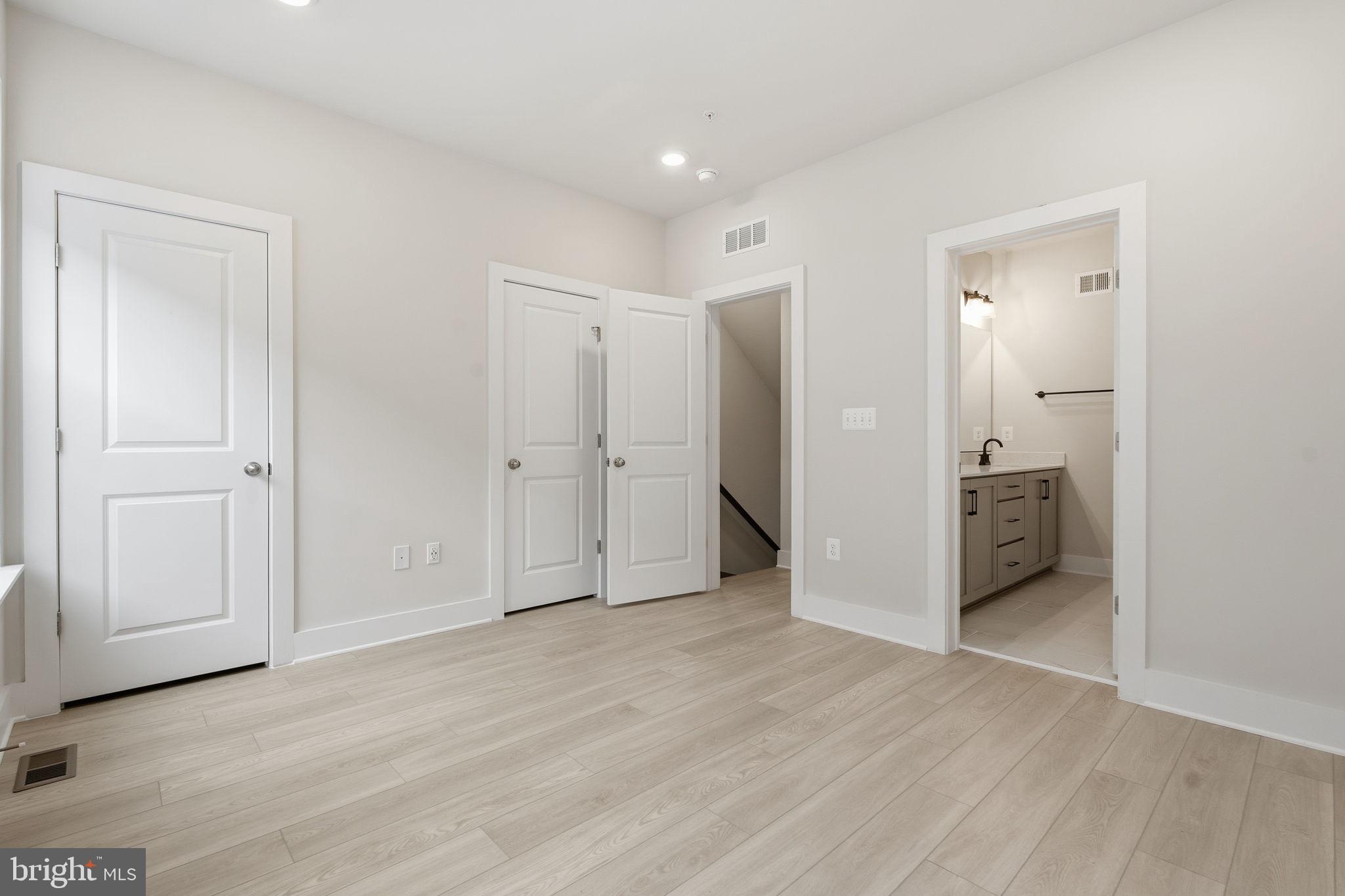 LOCKE LANDING - Residential Lease