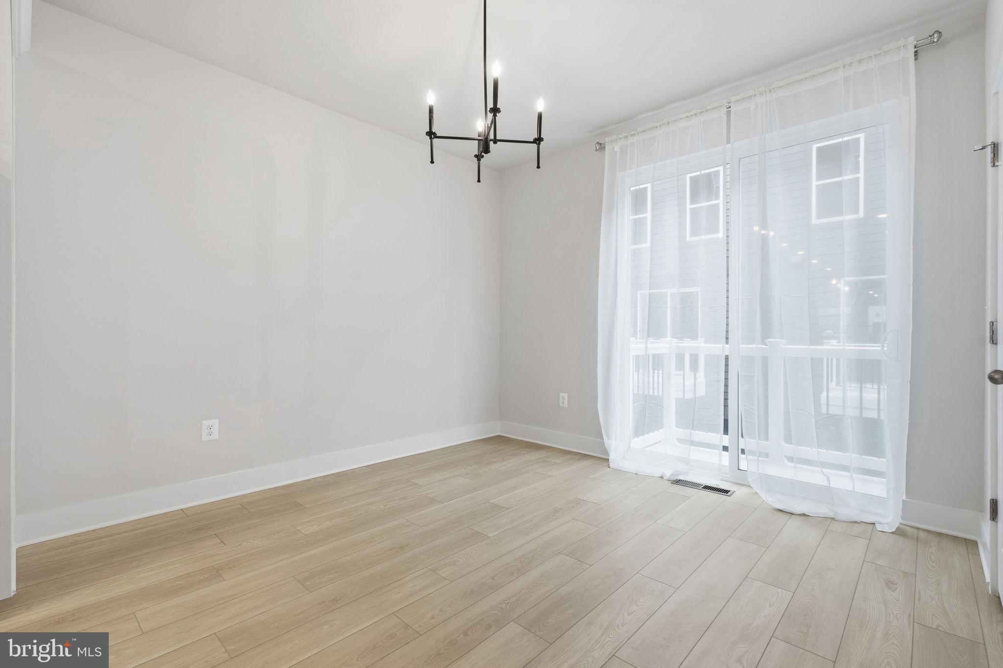 LOCKE LANDING - Residential Lease