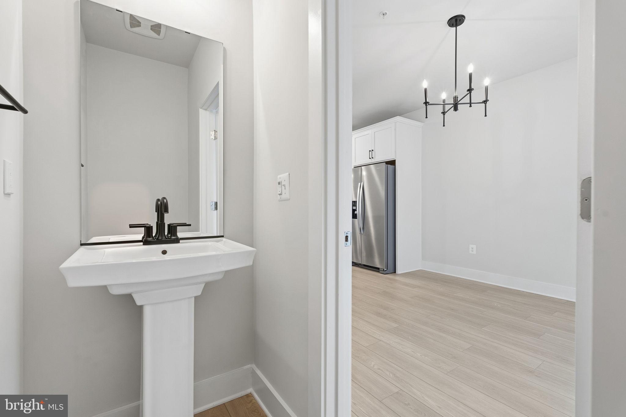 LOCKE LANDING - Residential Lease