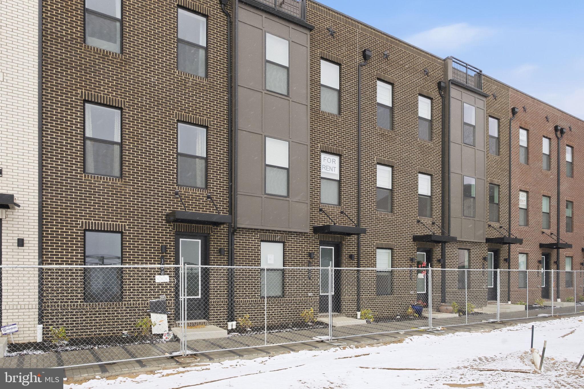 LOCKE LANDING - Residential Lease