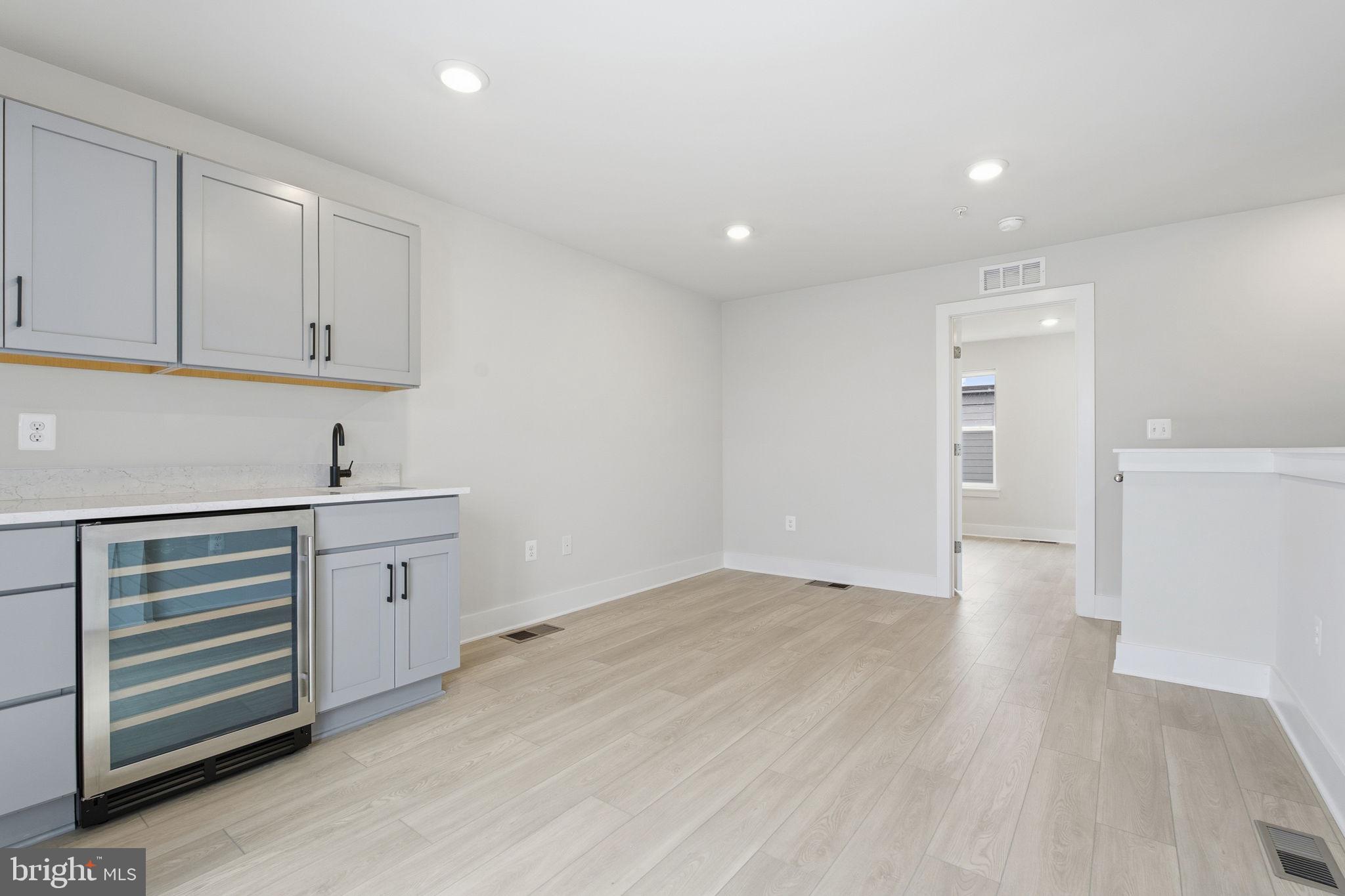 LOCKE LANDING - Residential Lease