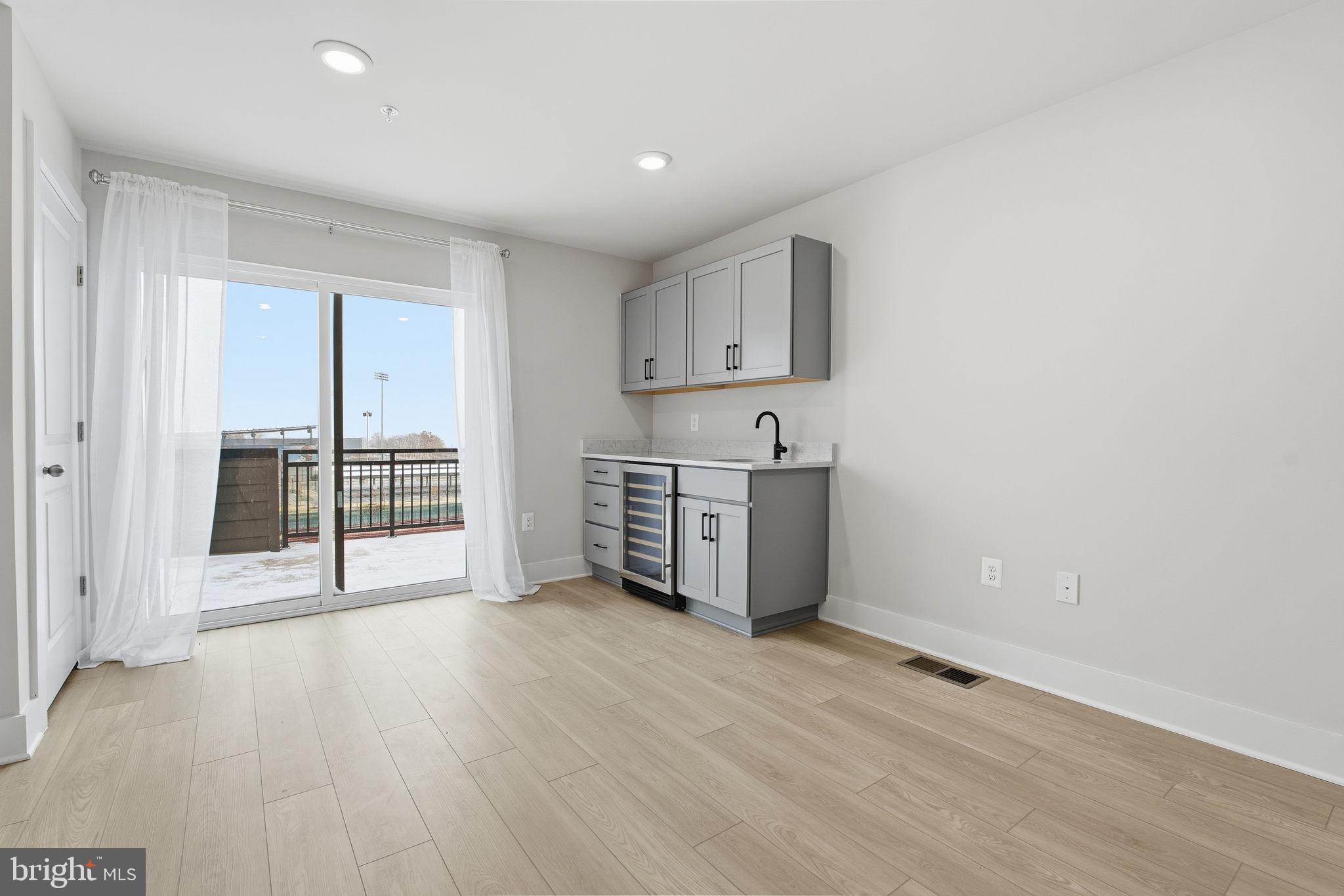 LOCKE LANDING - Residential Lease