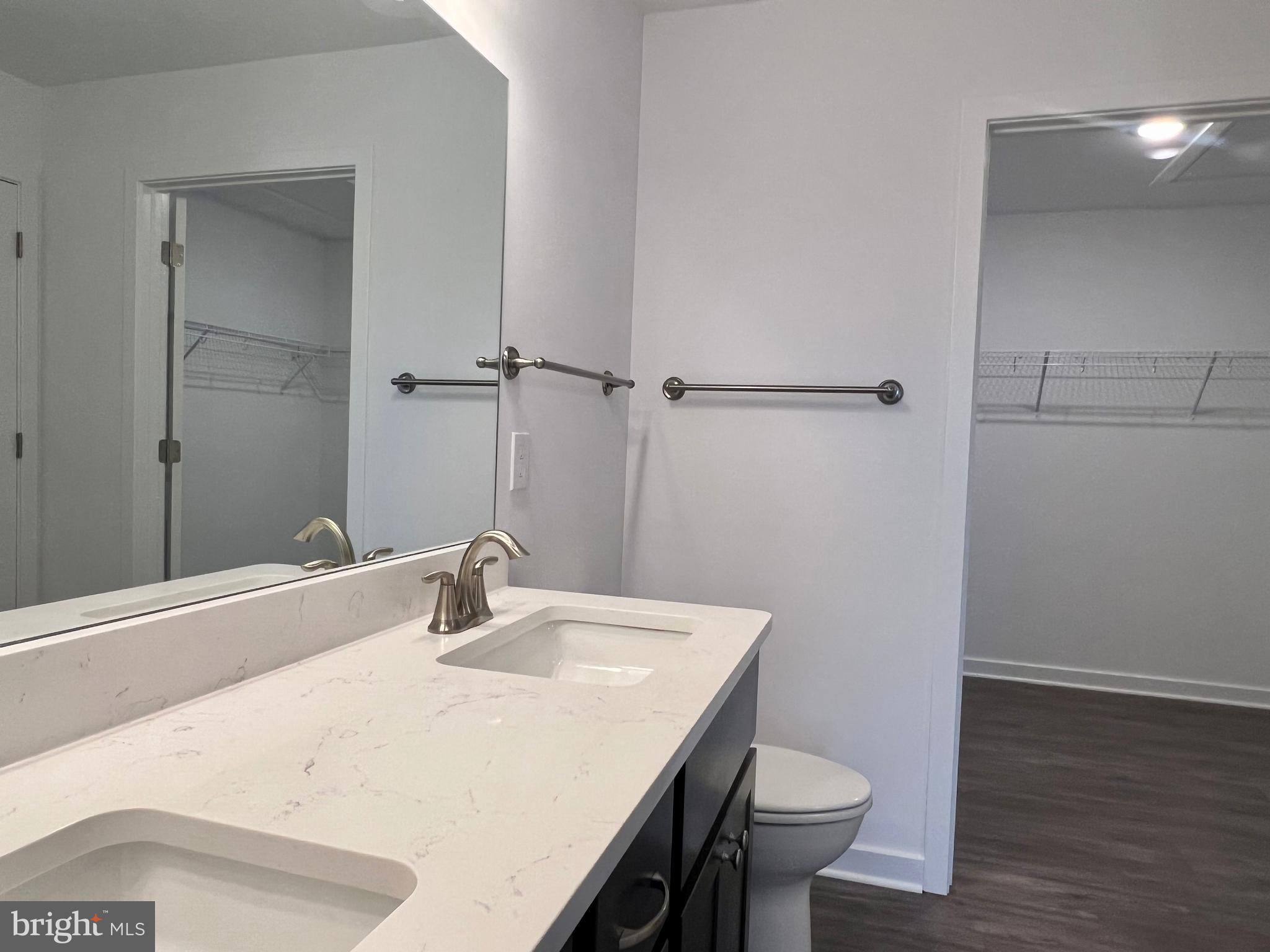 CARDINAL POINTE - Residential