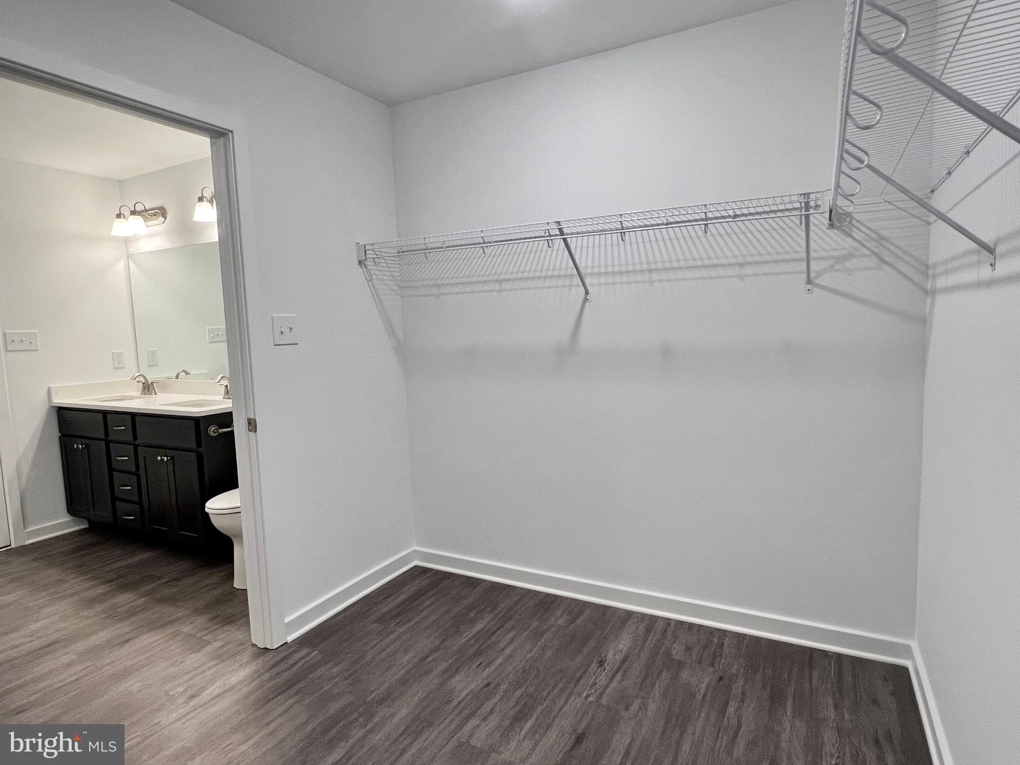 CARDINAL POINTE - Residential