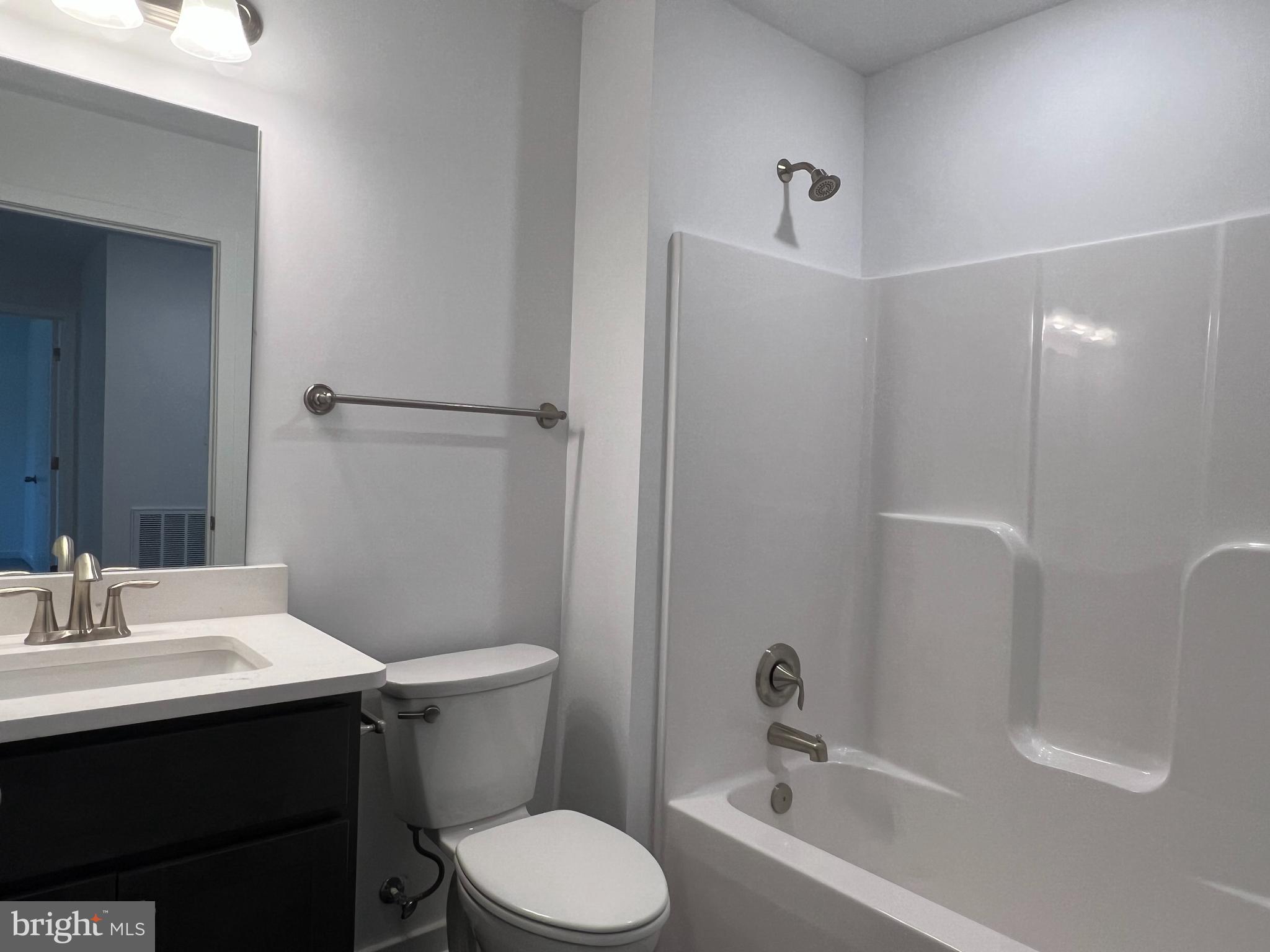 CARDINAL POINTE - Residential