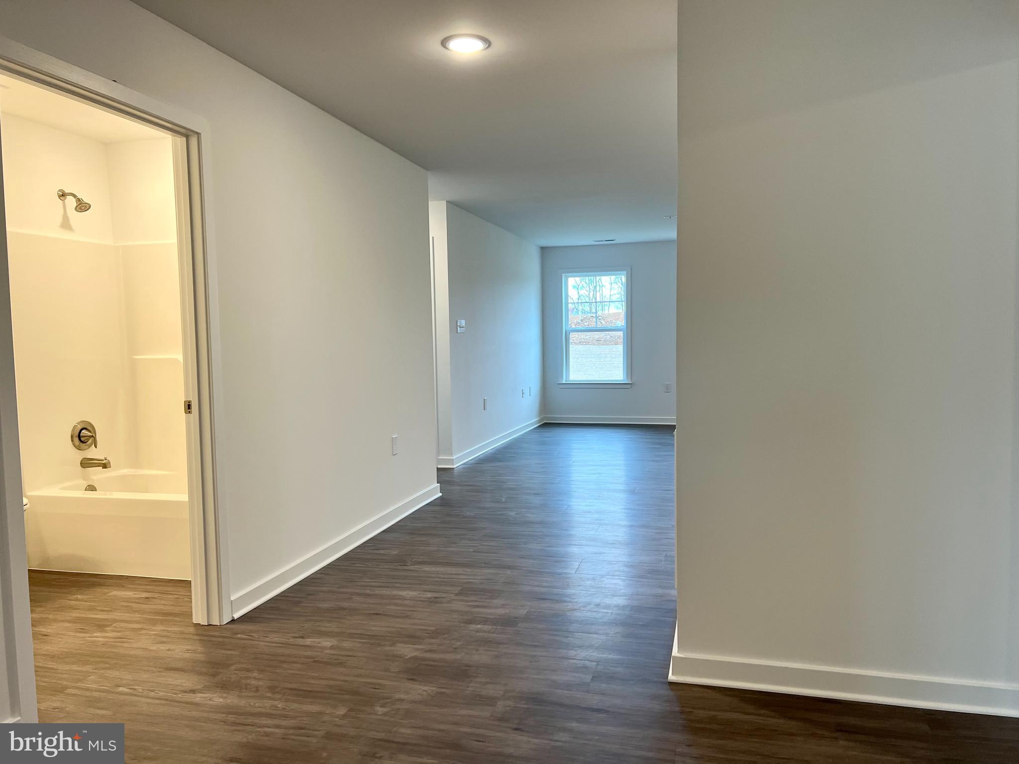 CARDINAL POINTE - Residential