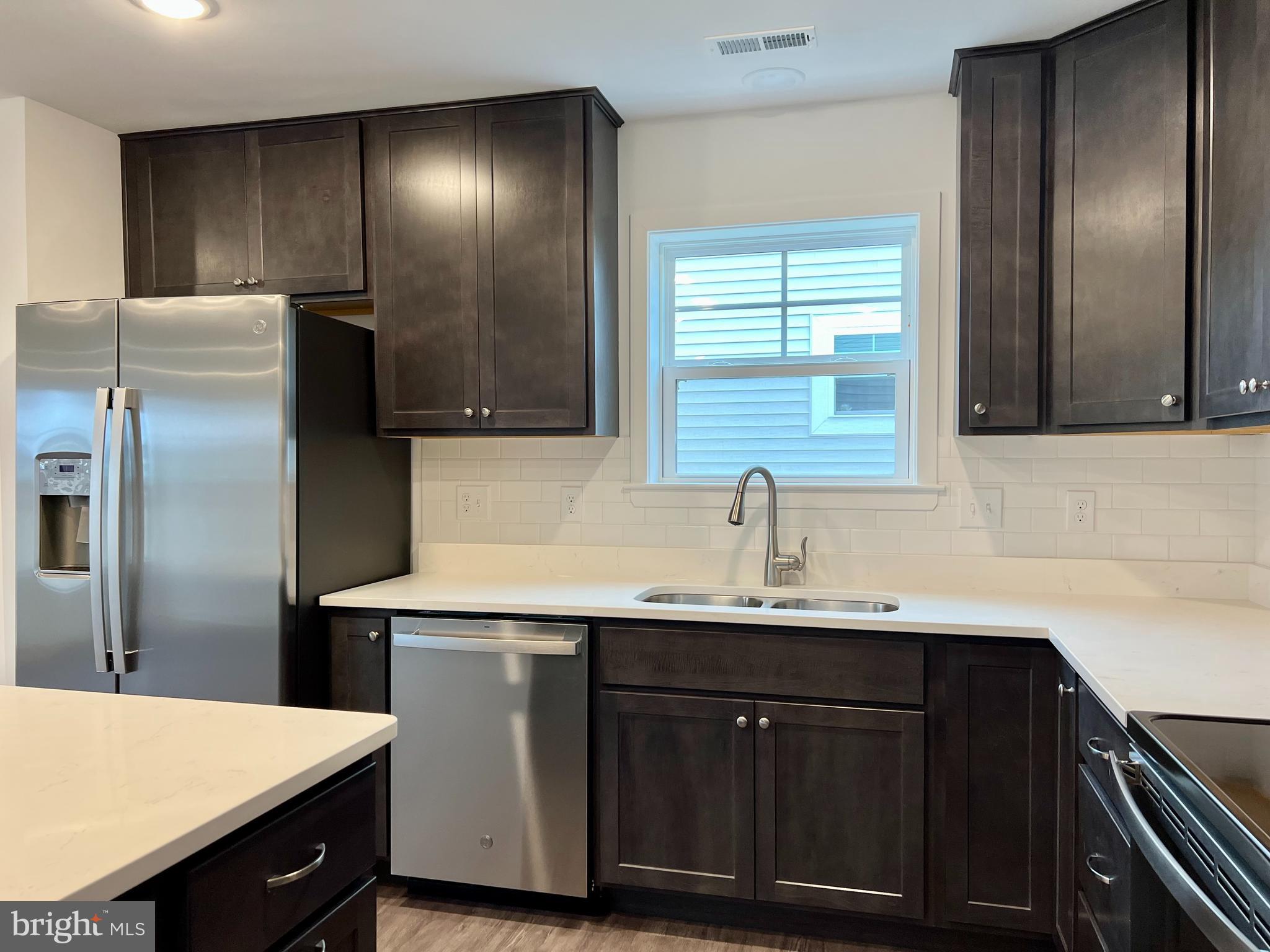 CARDINAL POINTE - Residential