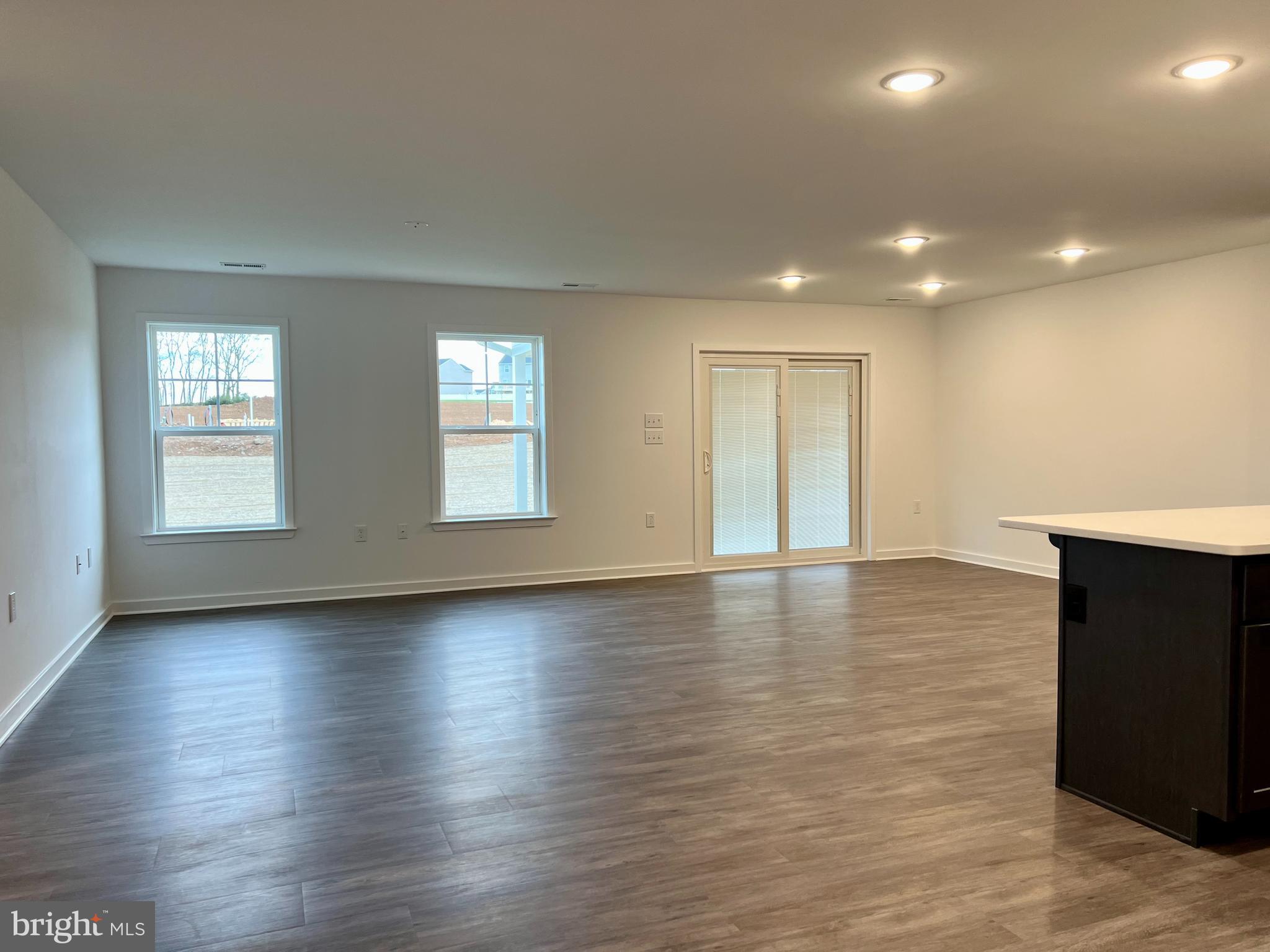 CARDINAL POINTE - Residential