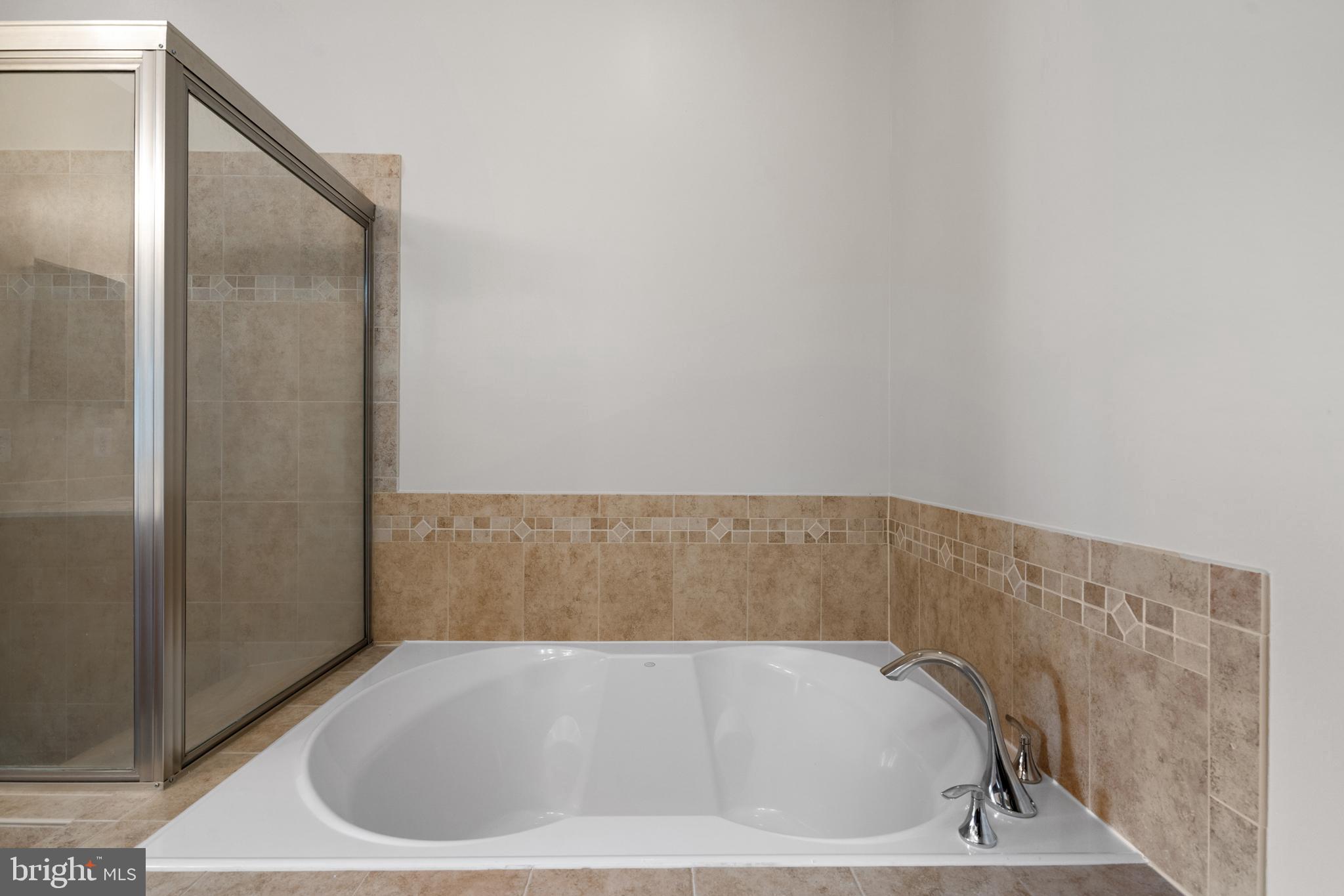 HERITAGE AT ST. CHARLES - Residential