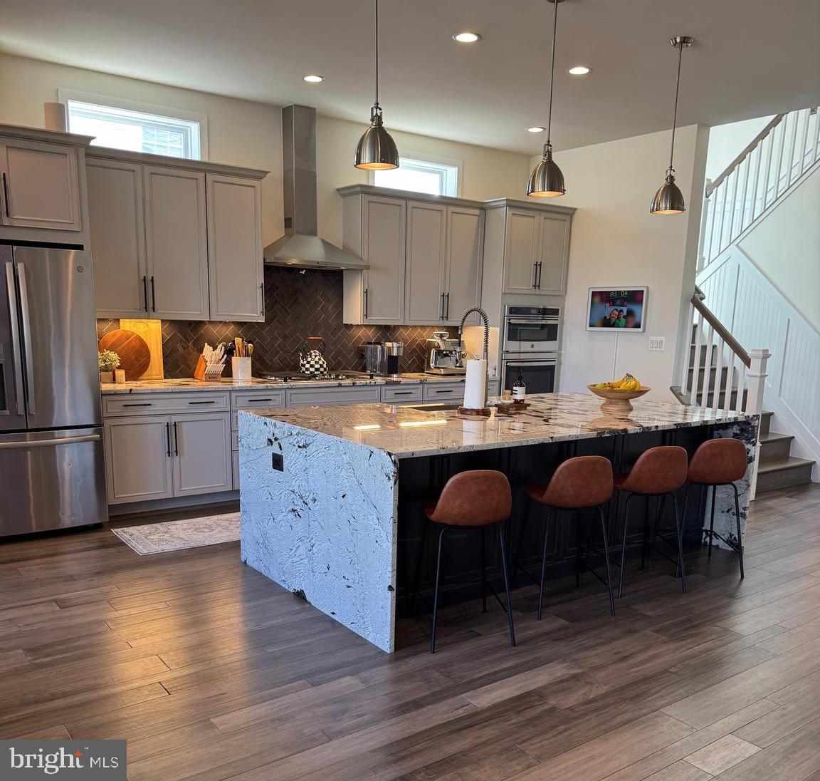 LENAH MILL - Residential