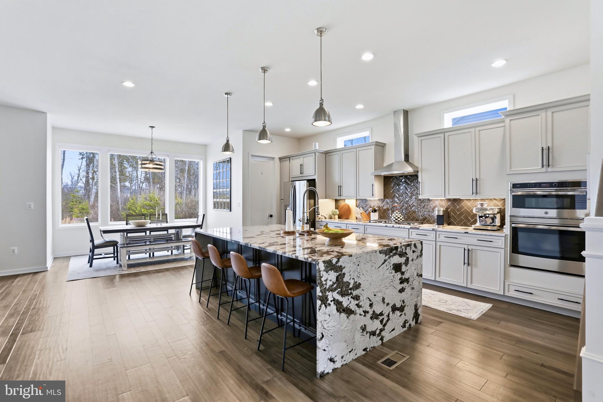 LENAH MILL - Residential