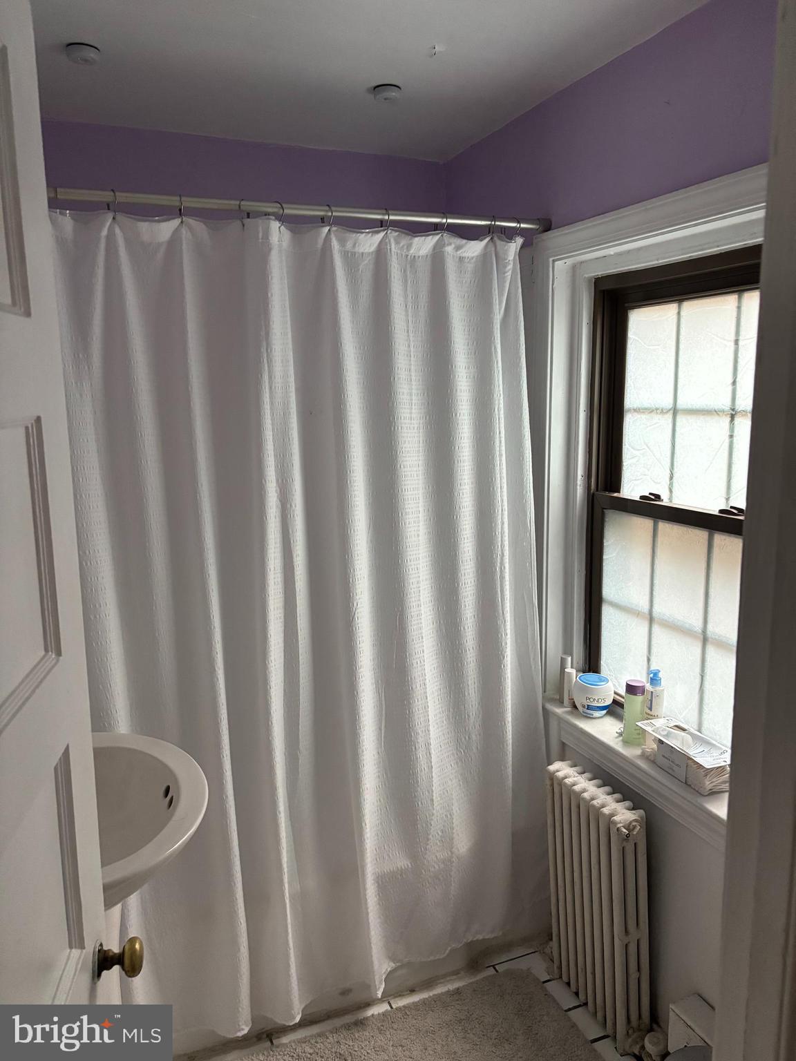 LOGAN SQUARE - Residential