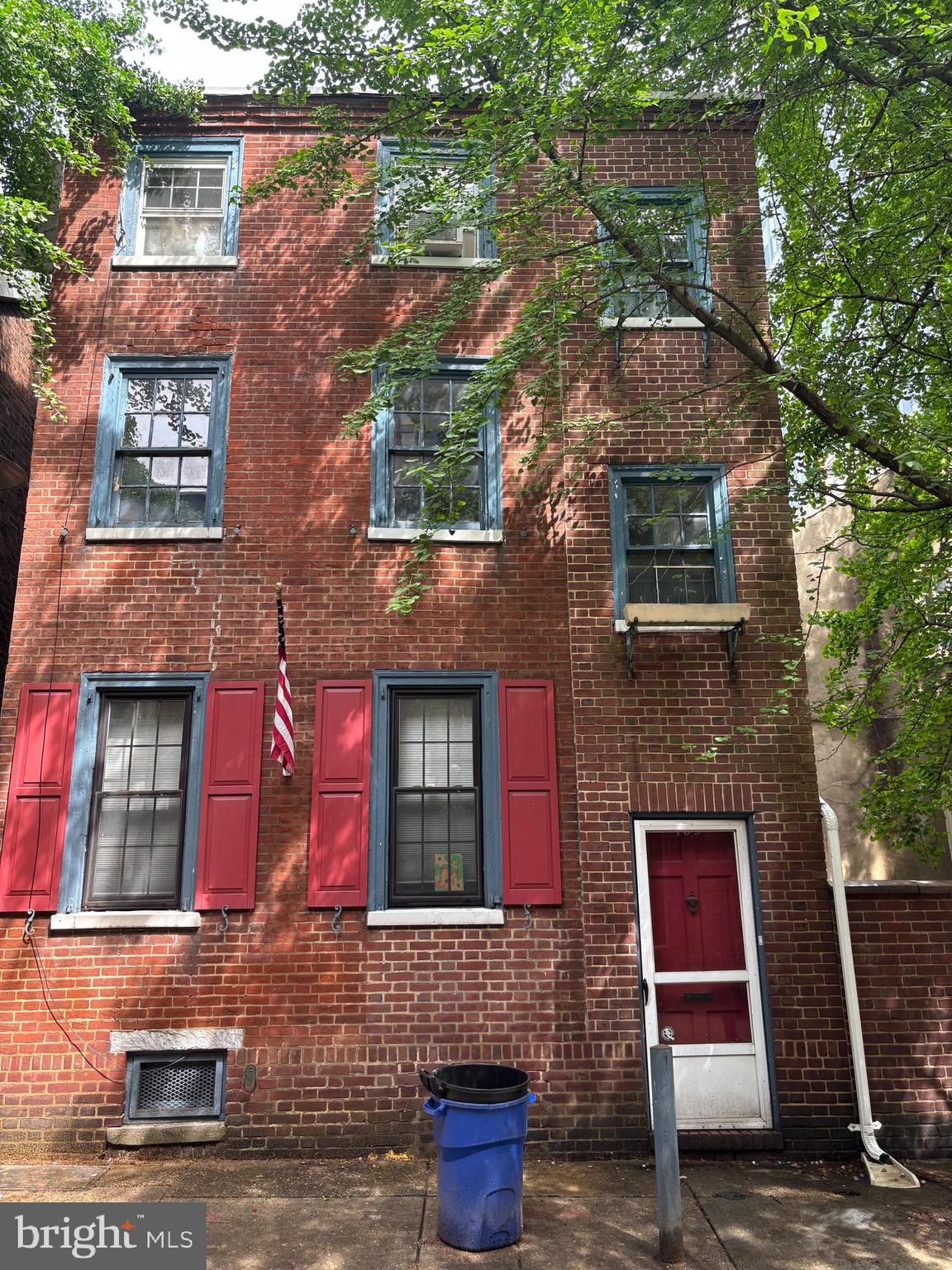 Historic Elegance with Investment Potential on a Tree-Lined Street - tenant occupied - through May 2026
This is a 3bedroom 1bath home - 3 levels - you enter the front door and you can step down to the basement or up to the living area which consists of the large living room and galley kitchen. The bedrooms are on the 2nd and 3rd floor. The basement is deep - you will find the Washer and Dryer - mechanicals.
Cherished by the same family for decades, this distinguished home blends historic character with modern versatility. Situated on a picturesque tree-lined street, its timeless charm is evident in the rich hardwood floors.
Currently being used as a rental property, this home presents an exceptional opportunity for both homeowners and investors alike.
Steeped in legacy and architectural beauty, this property is ready for its next chapter. Don’t miss your chance to make it yours!
This property has been used as a rental for many years. Sold in “as-is” condition and subject to Bank Committee Approval
Buyer's agent are responsible for confirming property tax.