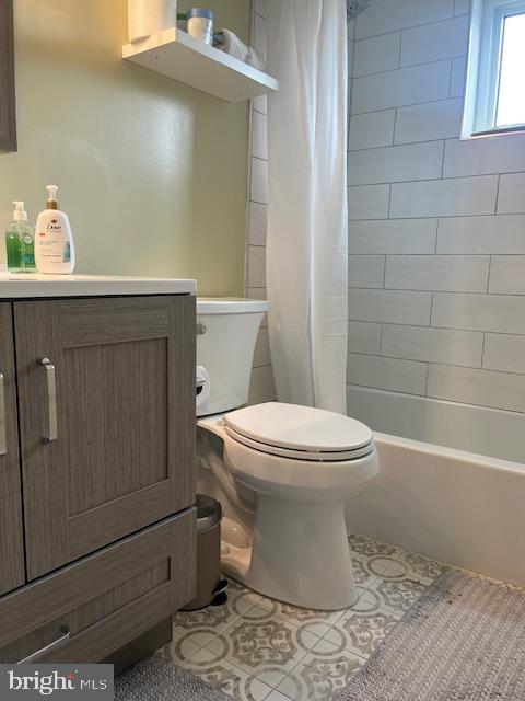 HERITAGE KNOLL - Residential