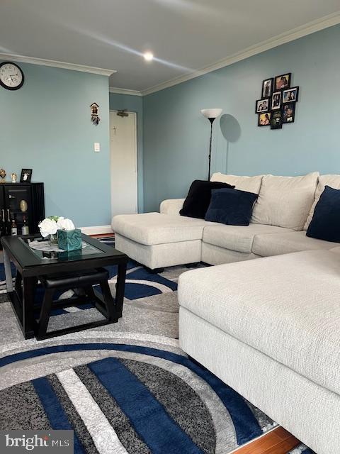 HERITAGE KNOLL - Residential