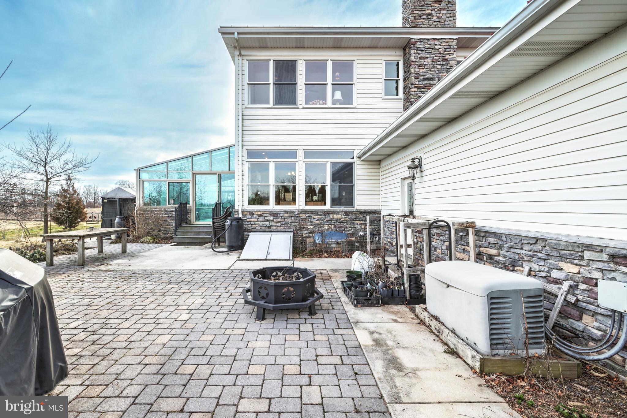 STRABAN TOWNSHIP - Farm