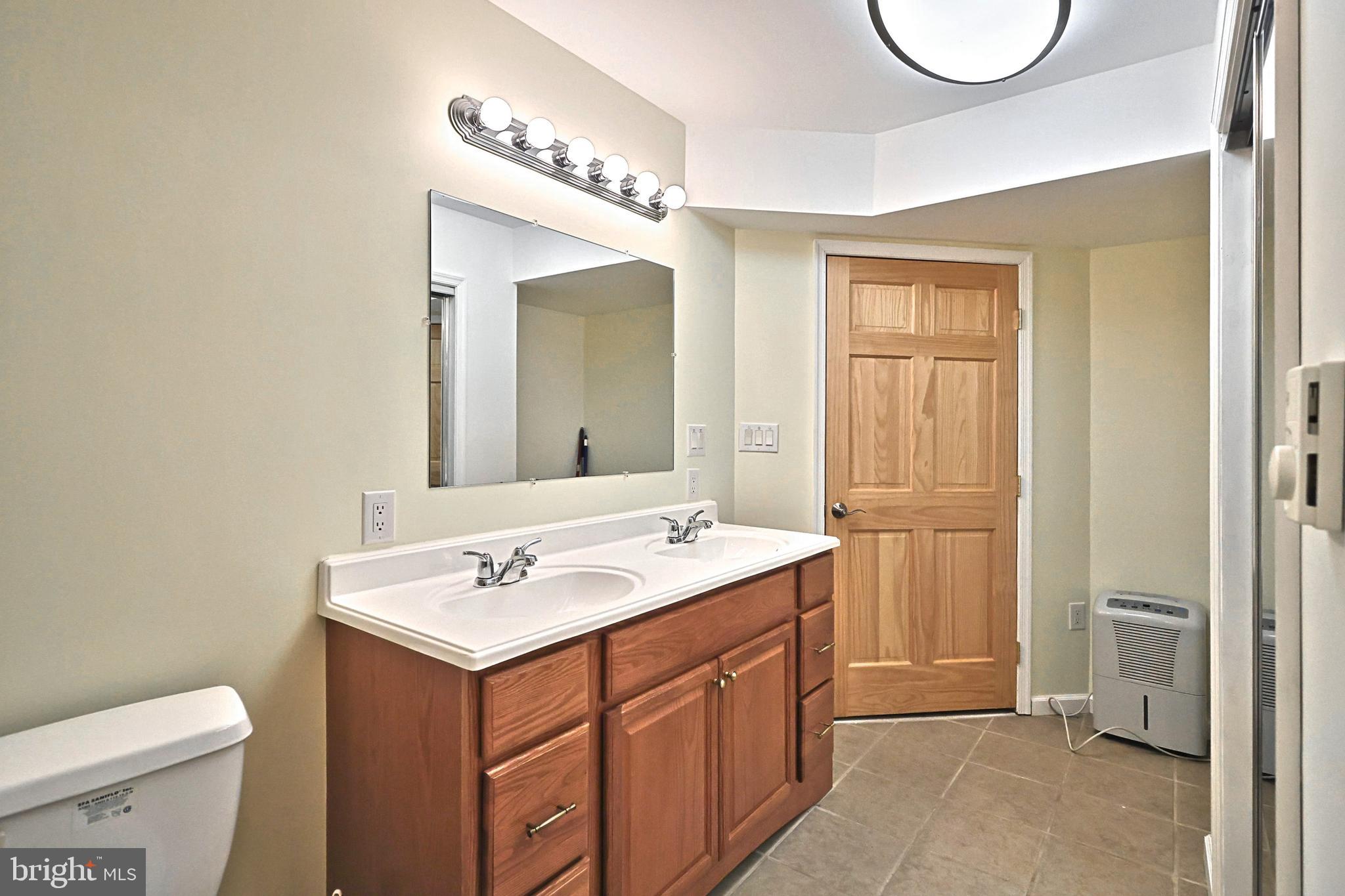 STRABAN TOWNSHIP - Farm