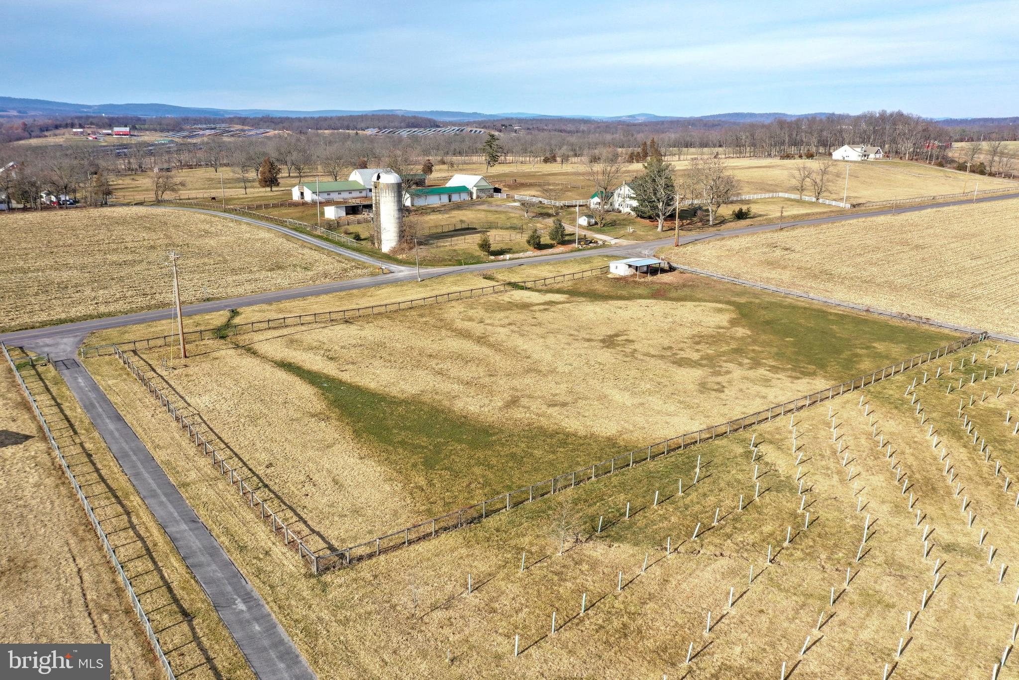 STRABAN TOWNSHIP - Farm