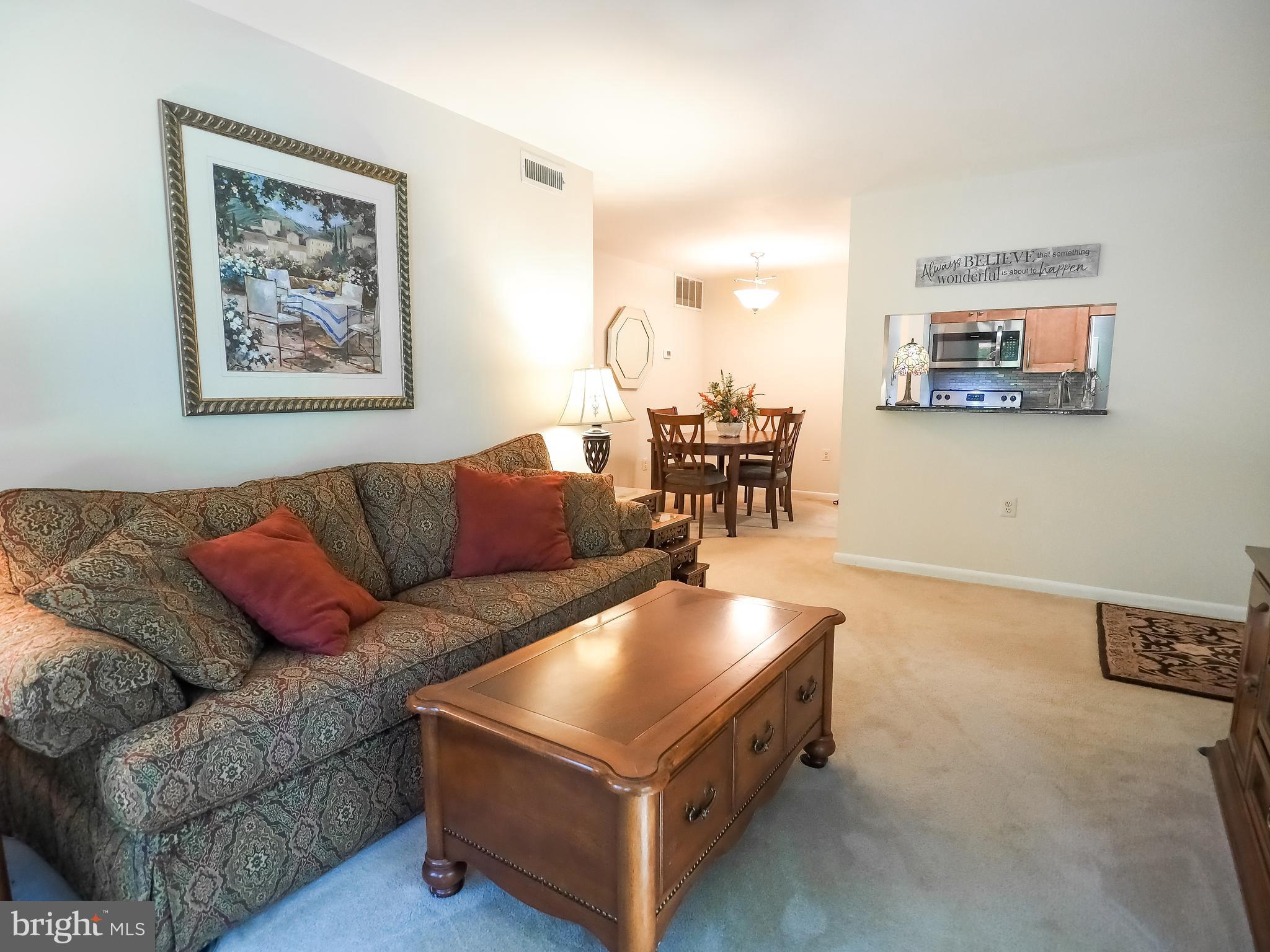 BURKE CENTRE STATION COMMONS - Residential