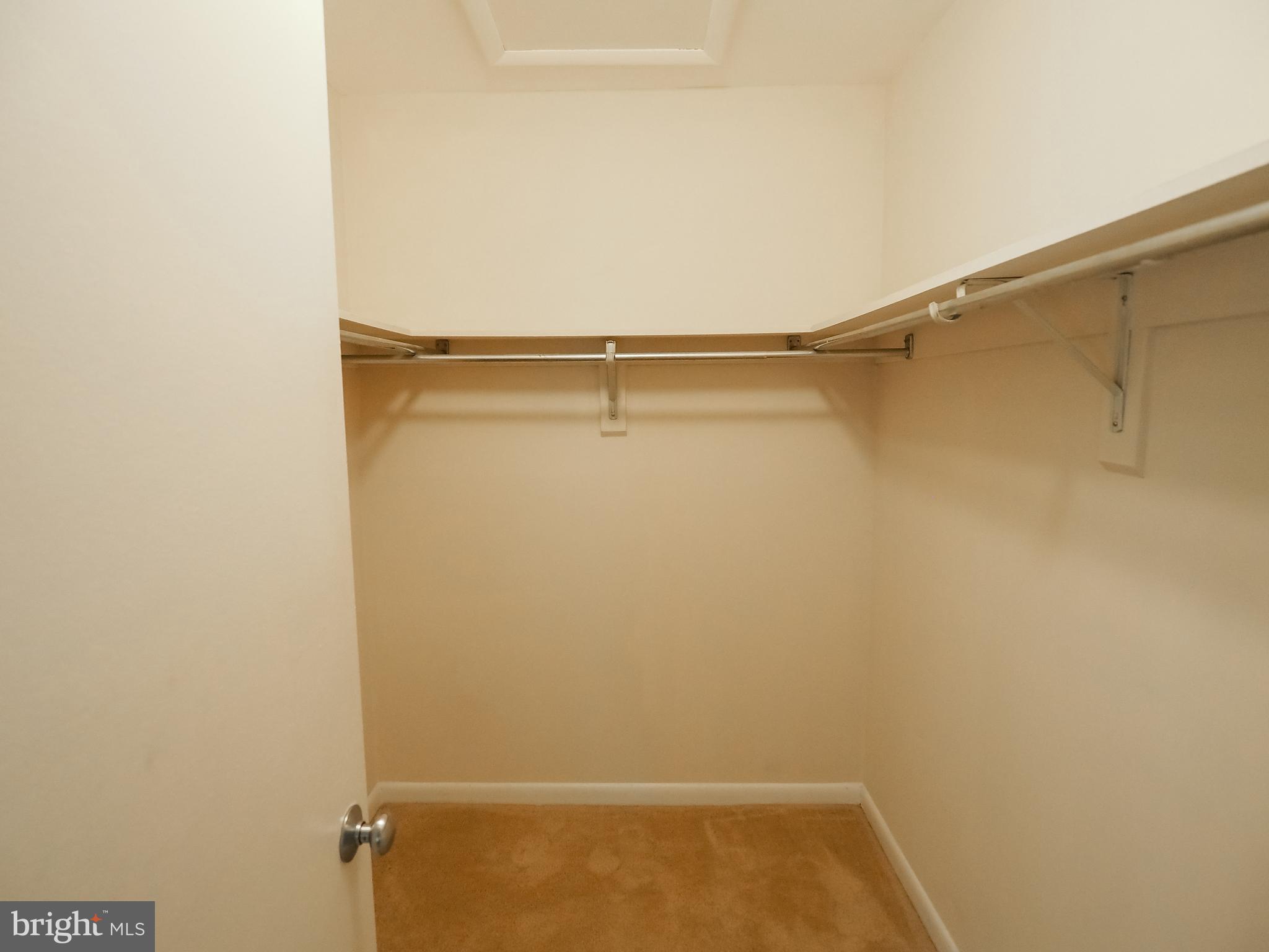 BURKE CENTRE STATION COMMONS - Residential