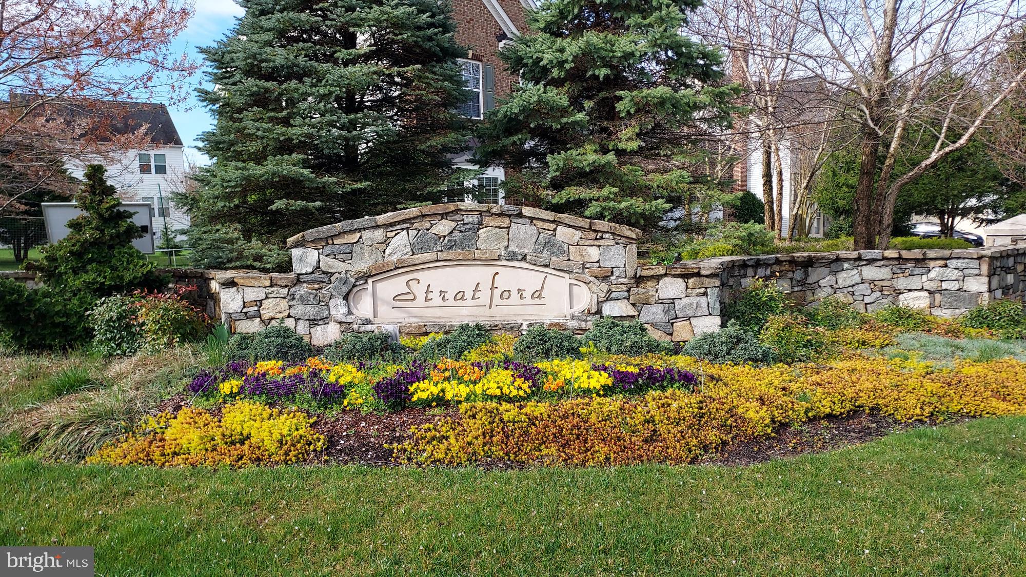 JAMESTOWN LANDING - Residential