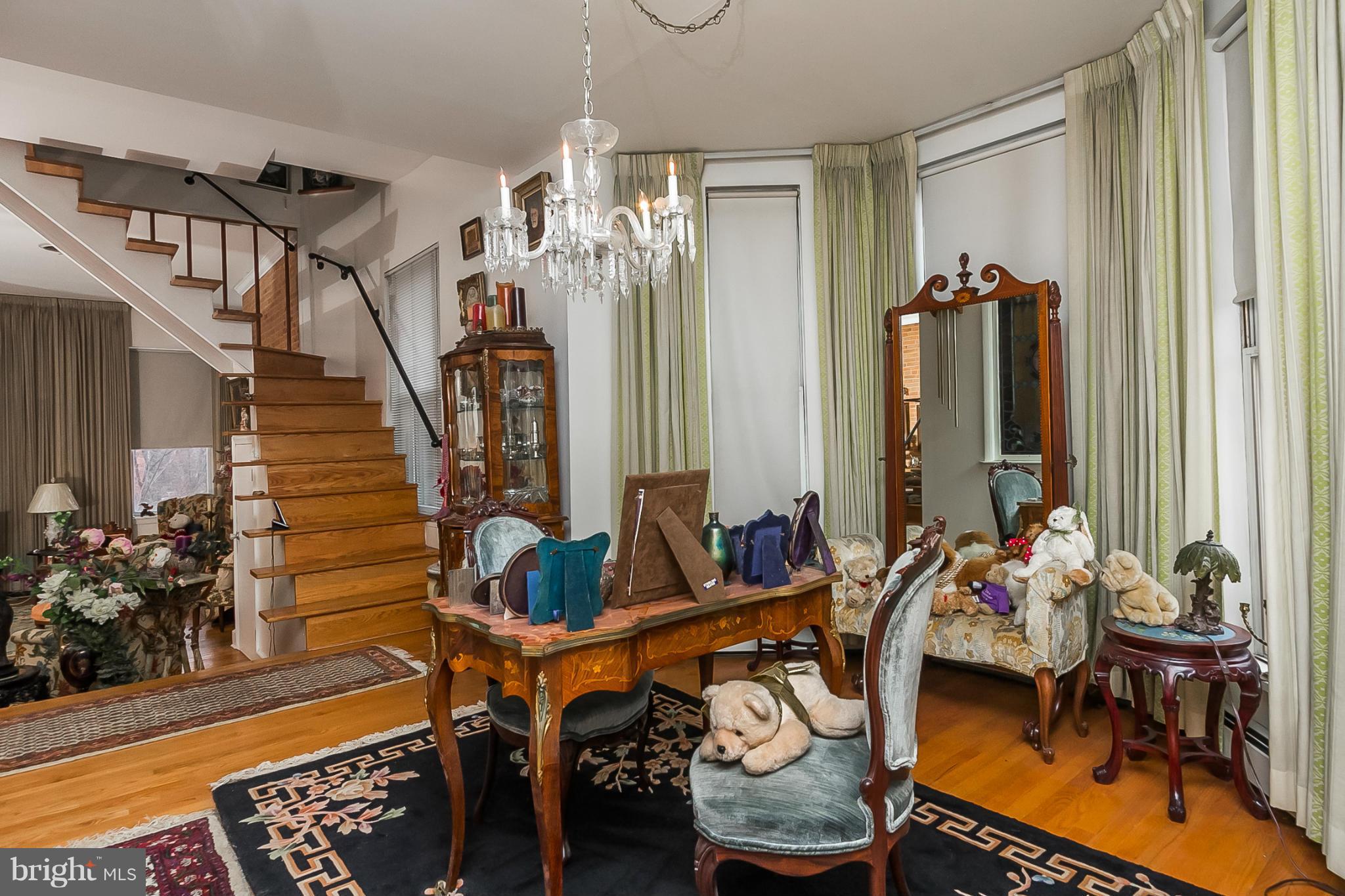 BOLTON HILL HISTORIC DISTRICT - Residential Income