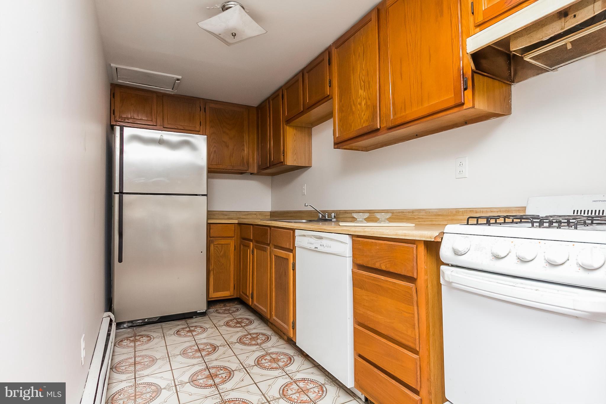 BOLTON HILL HISTORIC DISTRICT - Residential Income