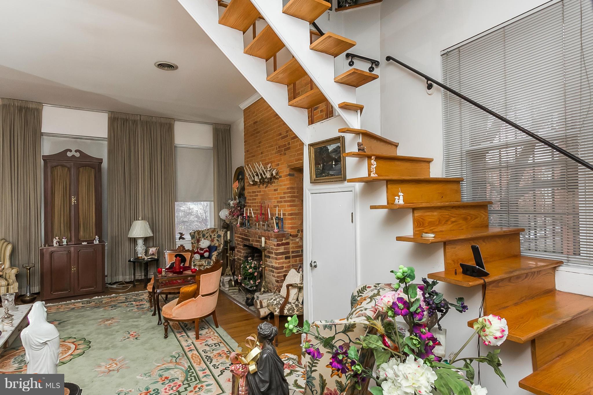 BOLTON HILL HISTORIC DISTRICT - Residential Income