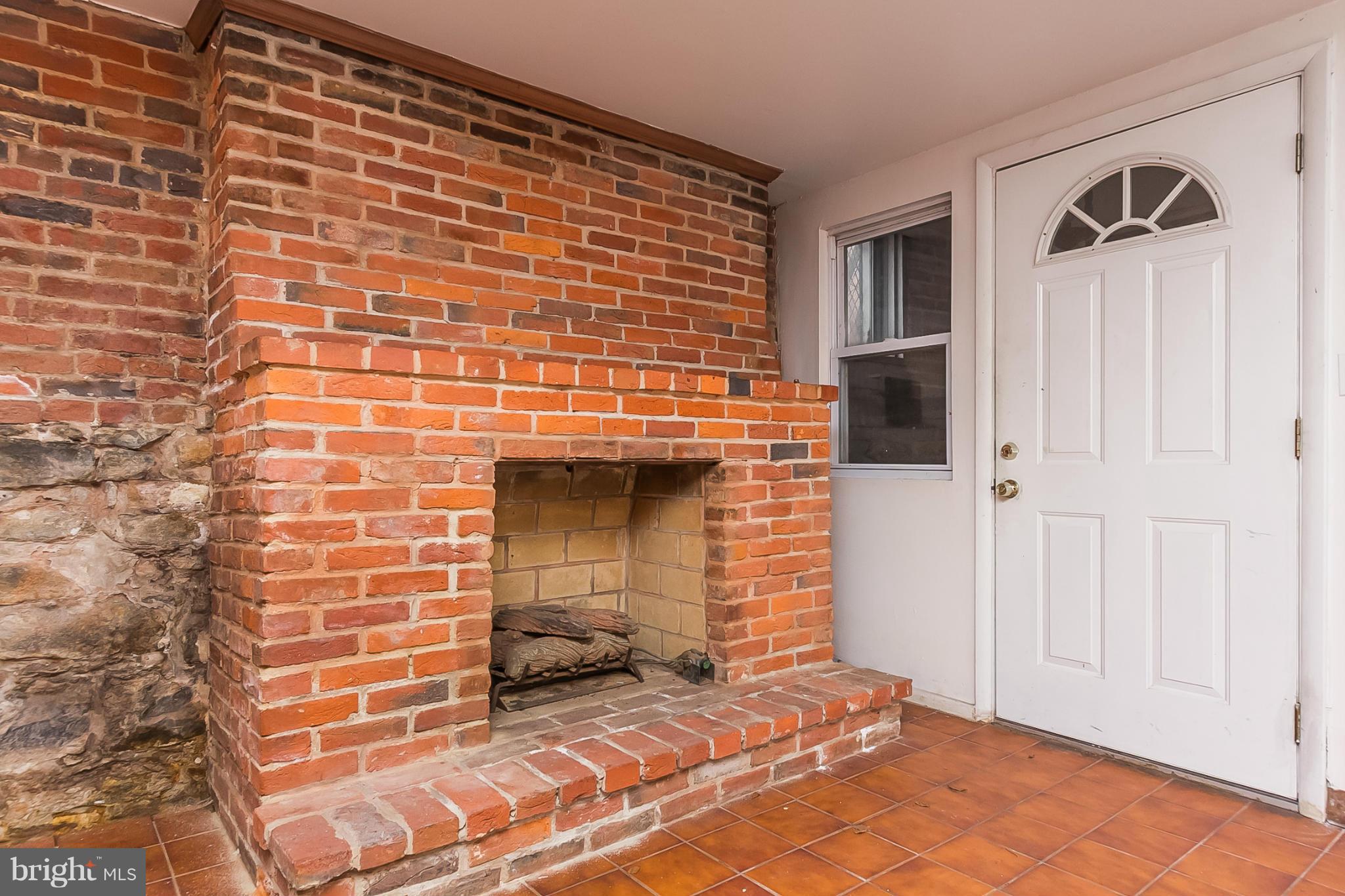 BOLTON HILL HISTORIC DISTRICT - Residential Income