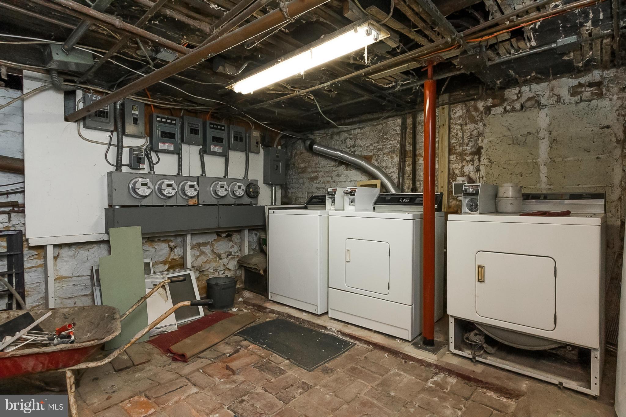 BOLTON HILL HISTORIC DISTRICT - Residential Income