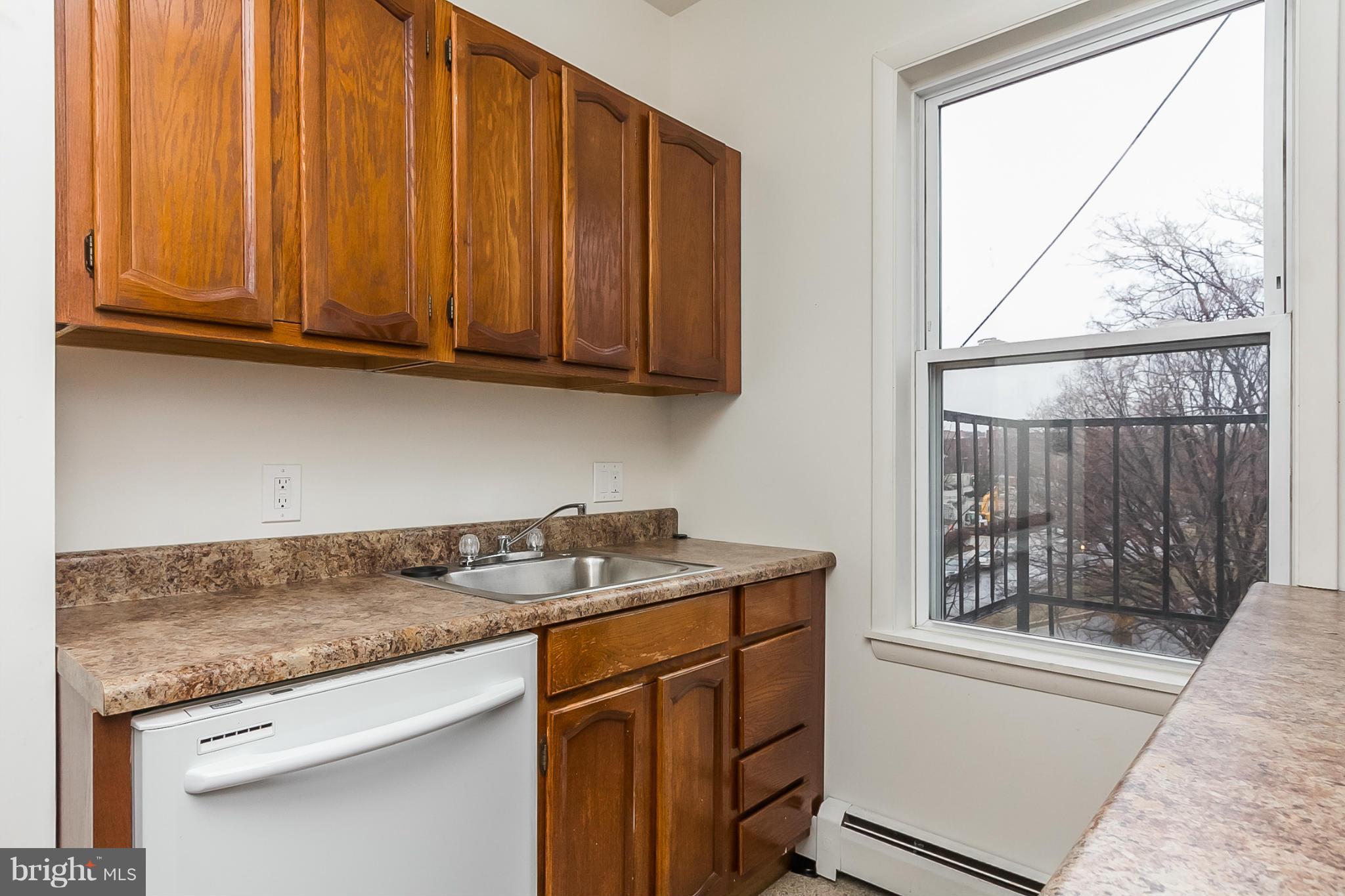 BOLTON HILL HISTORIC DISTRICT - Residential Income