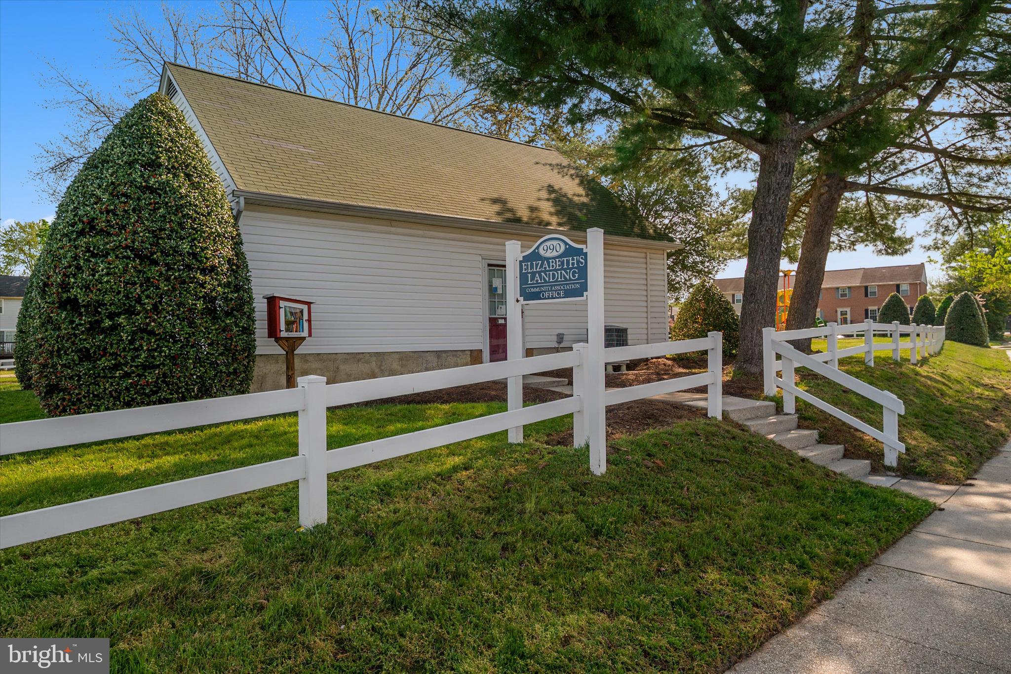 ELIZABETHS LANDING - Residential