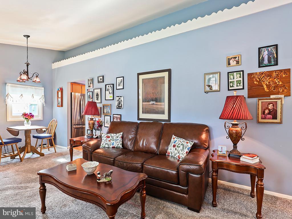 WARMINSTER HGTS - Residential