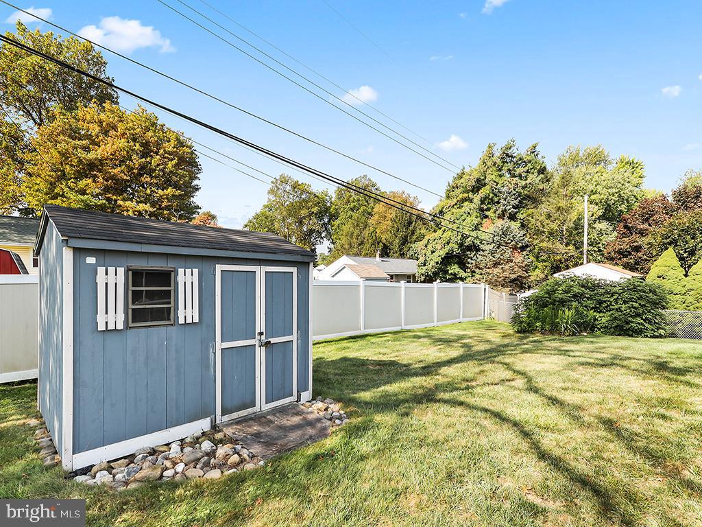 WARMINSTER HGTS - Residential