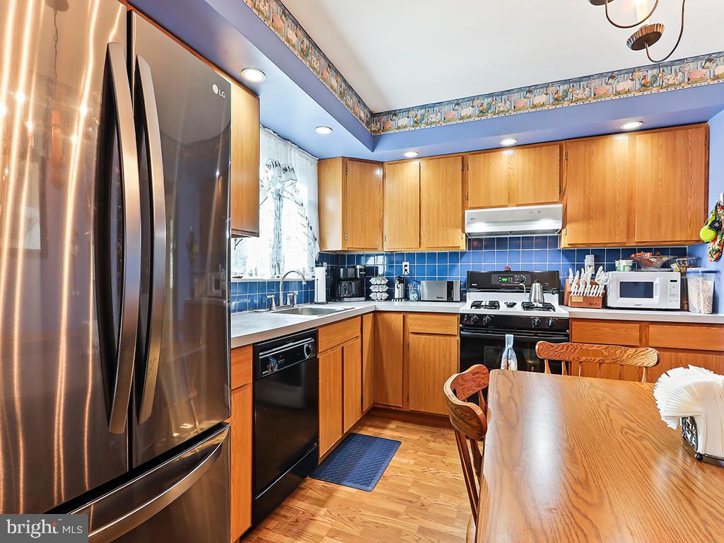 WARMINSTER HGTS - Residential