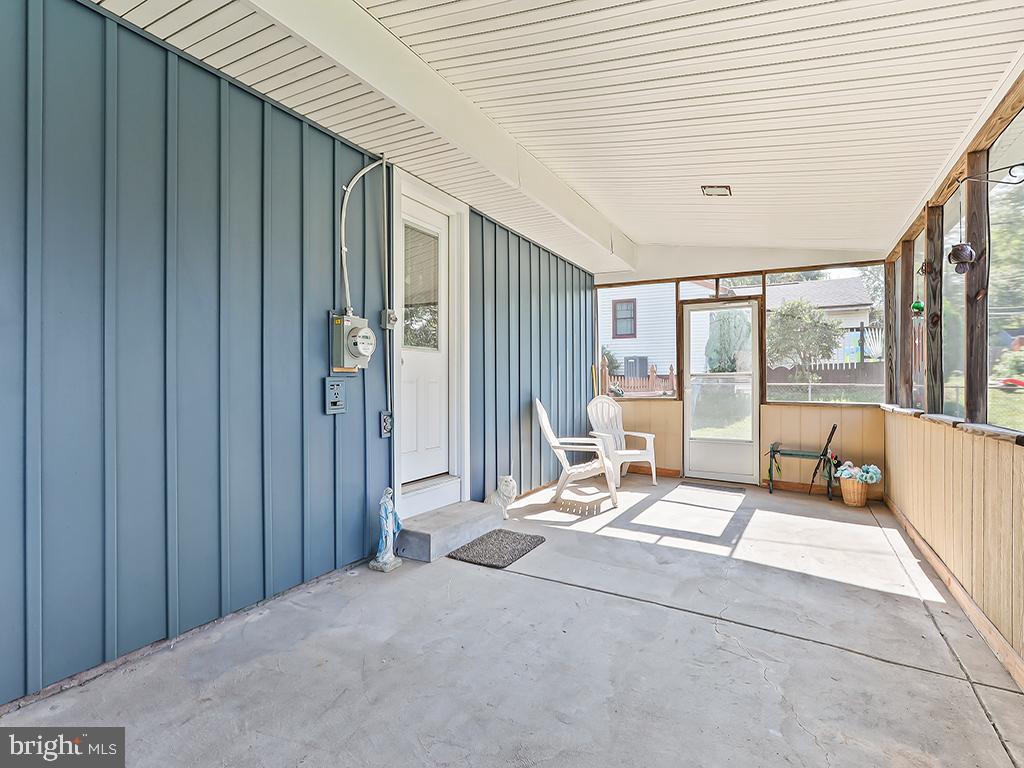 WARMINSTER HGTS - Residential