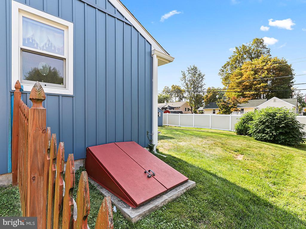 WARMINSTER HGTS - Residential