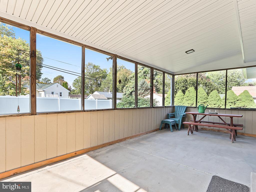 WARMINSTER HGTS - Residential