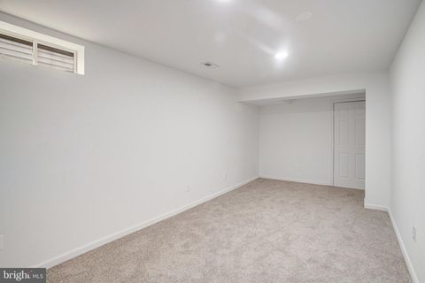 listing image 40