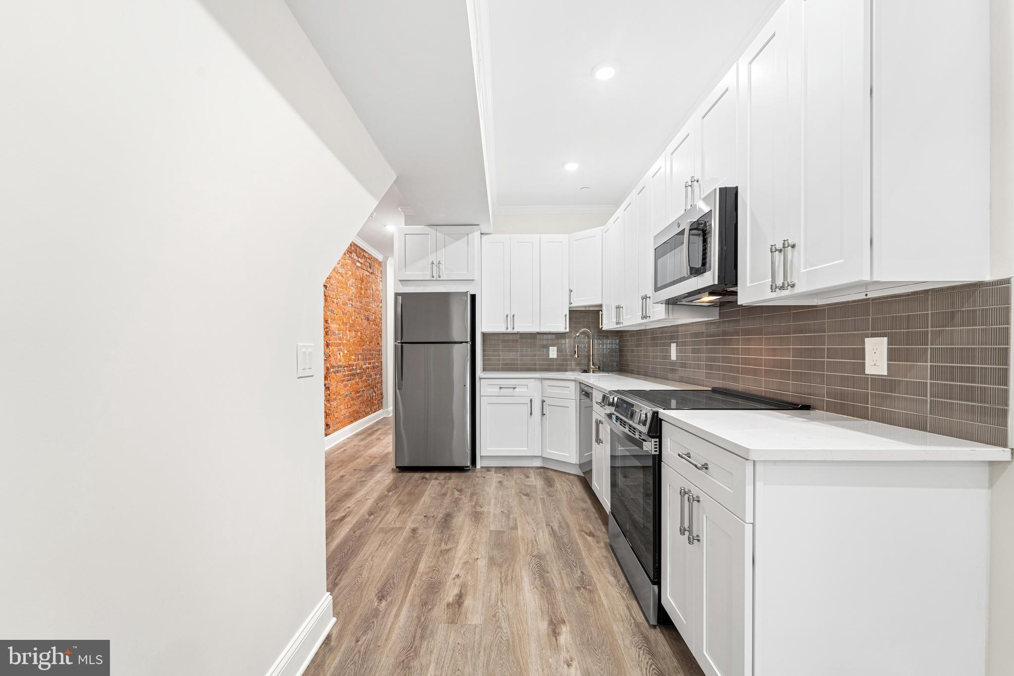 SHARSWOOD - Residential Lease